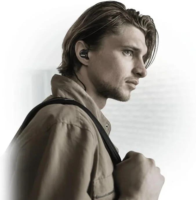 هدفون سیمی عایق صدای Shure Aonic 215، کاهش نویز، بیس عمیق با کیفیت استودیو، میکروفون یکپارچه و تناسب راحت روی گوش، مشکی هدفون سیمی عایق صدای Shure Aonic 215، کاهش نویز، بیس عمیق با کیفیت استودیو، میکروفون یکپارچه و تناسب راحت روی گوش، مشکی