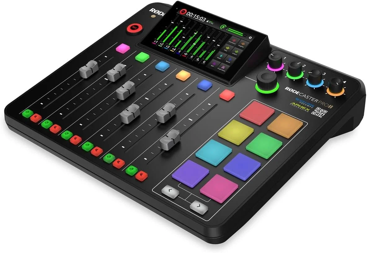 بسته استودیویی تولید صوتی یکپارچه Rode RODECaster Pro II به همراه 2 عدد میکروفون PodMic، 2 عدد هدفون TAPH500، 2 عدد بازوی پخش، 2 عدد کابل XLR نر به ماده، کارت microSD 32 گیگابایتی