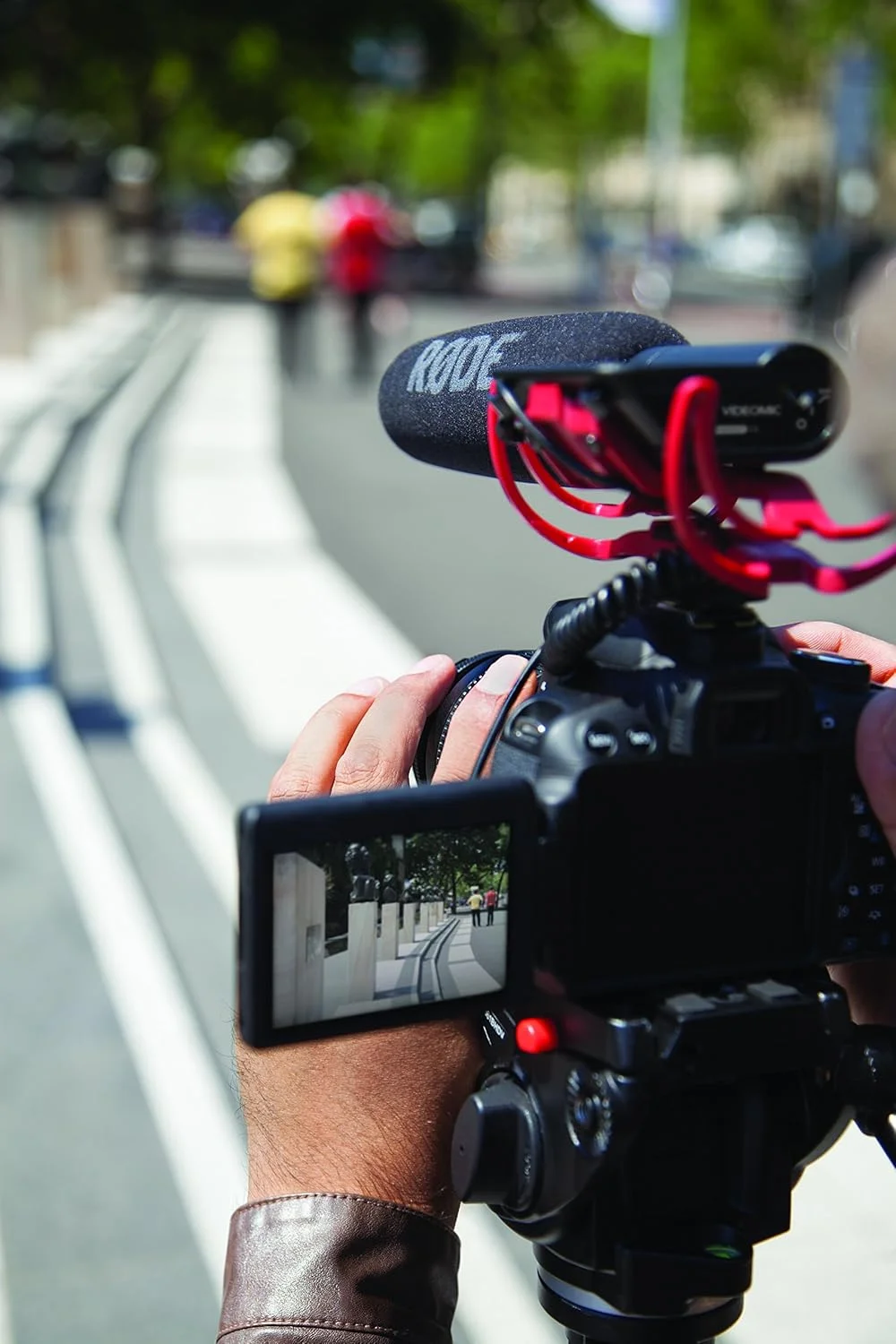 میکروفون شات گان RØDE VideoMic روی دوربین با فیلتر High-pass و پد برای فیلمسازی، تولید محتوا و ضبط در محل