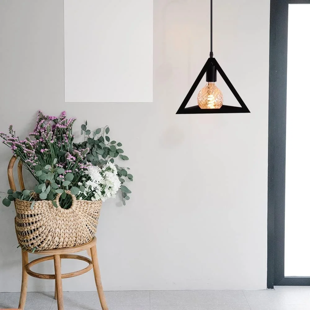 آویز تک شعله مدرن طرح مثلثی مشکی به سبک نوردیک HUA QIANG WANG (لامپ شامل نمی شود)
