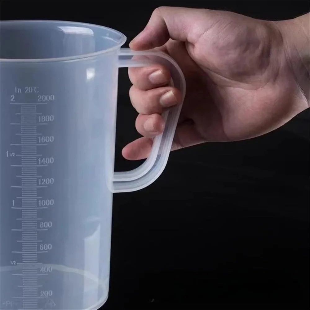 بشر پلاستیکی آزمایشگاهی با دهانه و دسته پلاستیکی شفاف، مناسب آزمایشگاه، در حجم های 250/500/1000/2000/3500 میلی لیتر (500 میلی لیتر)