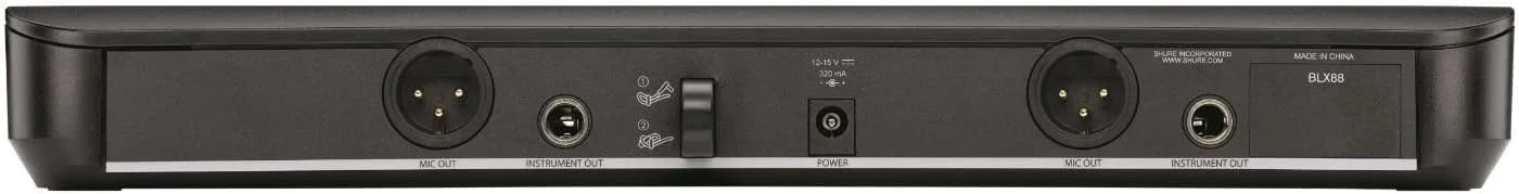 سیستم میکروفون بی سیم Shure BLX188/CVL برای دو ارائه دهنده با گیرنده دو کاناله BLX88، 2 عدد فرستنده بدنه BLX1 و 2 عدد میکروفون کندانسر یقه ای CVL Centraverse - باند K14 سیستم میکروفون بی سیم Shure BLX188/CVL برای دو ارائه دهنده با گیرنده دو کاناله BLX88، 2 عدد فرستنده بدنه BLX1 و 2 عدد میکروفون کندانسر یقه ای CVL Centraverse - باند K14