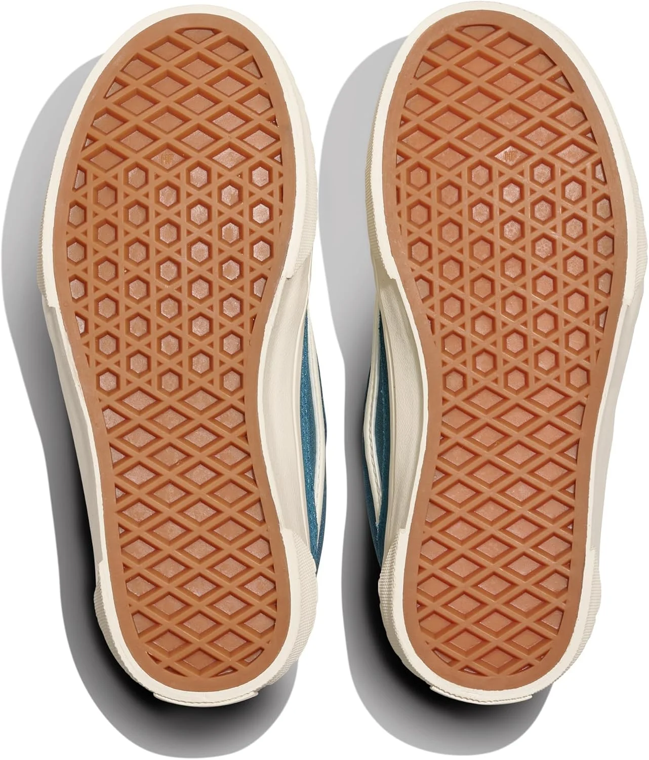 کفش کالدورن Vans Unisex-Child | کفش کتانی فشن پسرانه و دخترانه ساق کوتاه، سبک حجیم الهام گرفته از رترو کفش کالدورن Vans Unisex-Child | کفش کتانی فشن پسرانه و دخترانه ساق کوتاه، سبک حجیم الهام گرفته از رترو