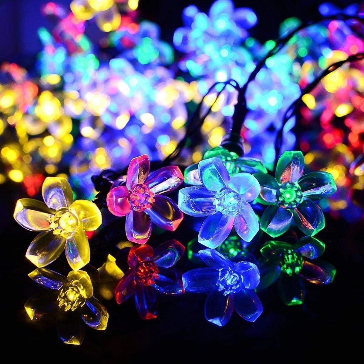 چراغ های رشته ای خورشیدی فضای باز 21 فوت 50 LED طرح گل، نور تزئینی برای تزئینات درخت و مهمانی در پاسیو چراغ های رشته ای خورشیدی فضای باز 21 فوت 50 LED طرح گل، نور تزئینی برای تزئینات درخت و مهمانی در پاسیو