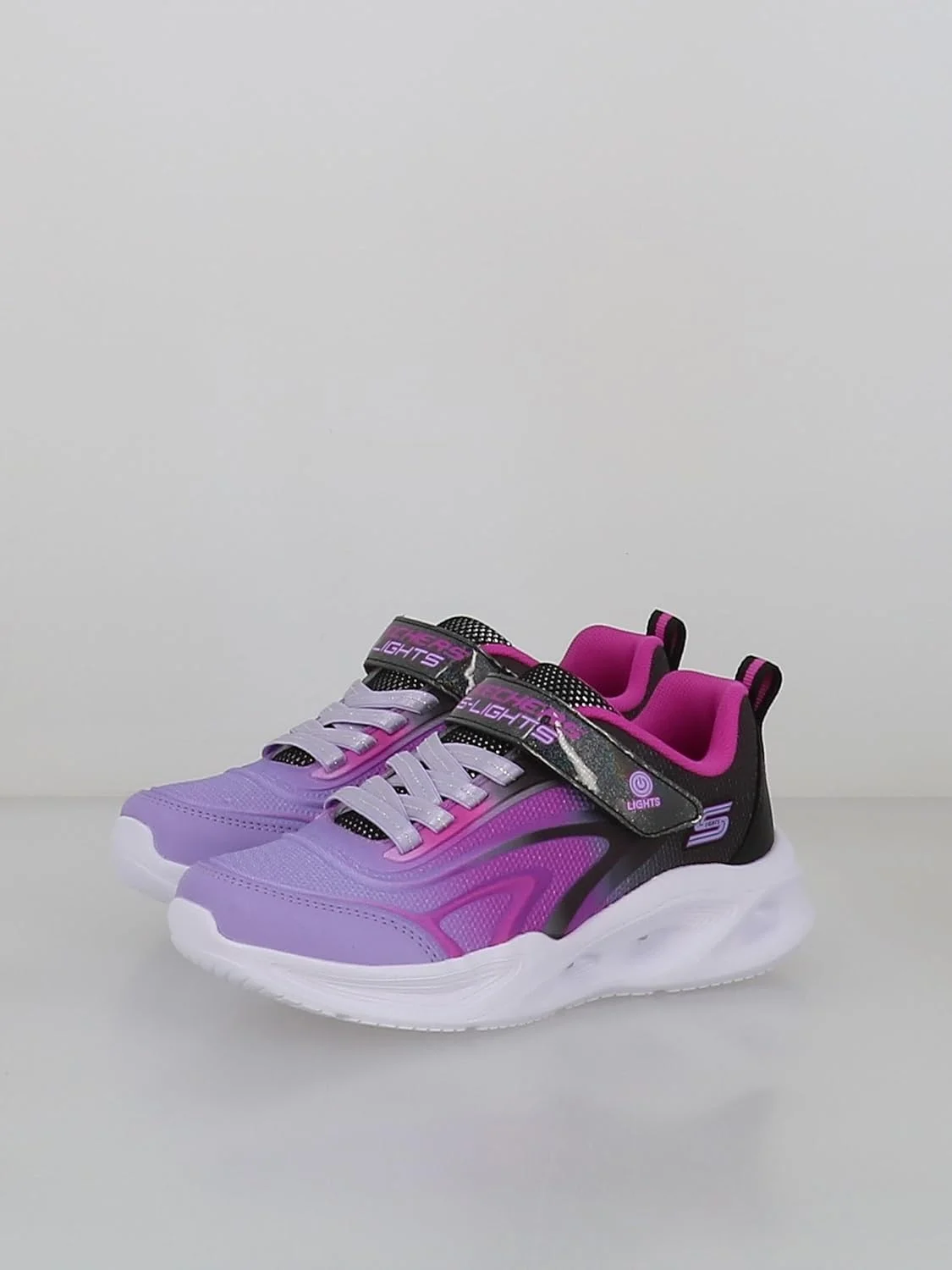 کفش دخترانه اسکیچرز مدل SKECHERS SOLA GLOW