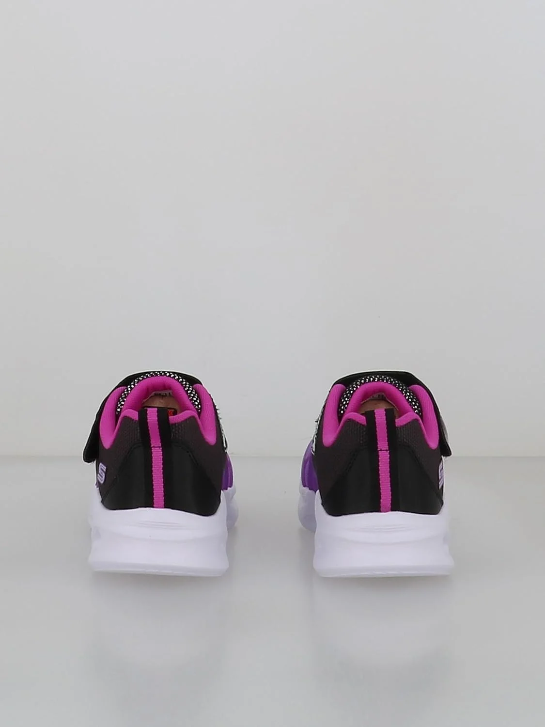 کفش دخترانه اسکیچرز مدل SKECHERS SOLA GLOW
