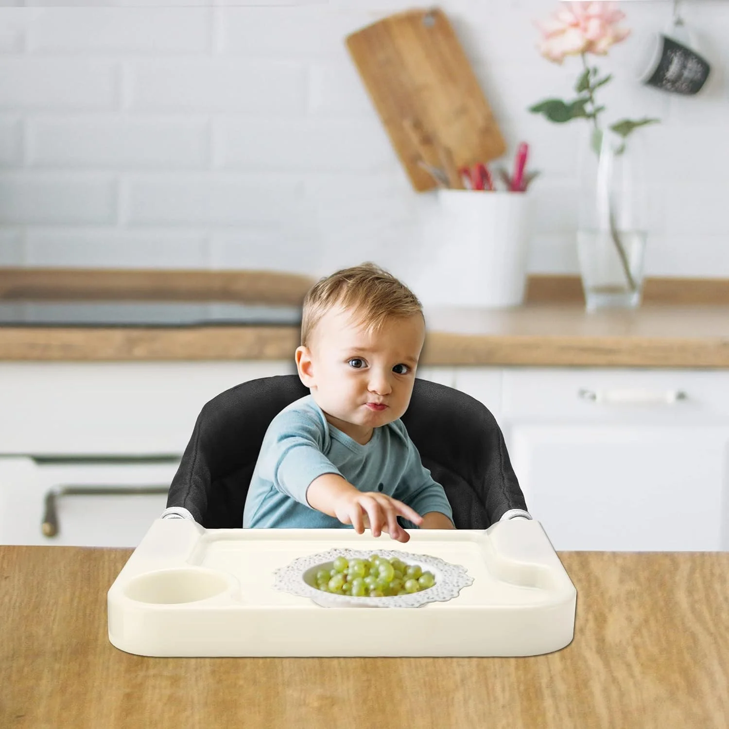 صندلی تاشو توگل با سینی غذاخوری جداشدنی، صندلی بلند گیره ای قابل حمل مناسب برای اکثر میزها، صندلی سریع میز با کیف حمل، صندلی غذاخوری مسافرتی برای نوزادان و کودکان نوپا (مشکی) صندلی تاشو توگل با سینی غذاخوری جداشدنی، صندلی بلند گیره ای قابل حمل مناسب برای اکثر میزها، صندلی سریع میز با کیف حمل، صندلی غذاخوری مسافرتی برای نوزادان و کودکان نوپا (مشکی)