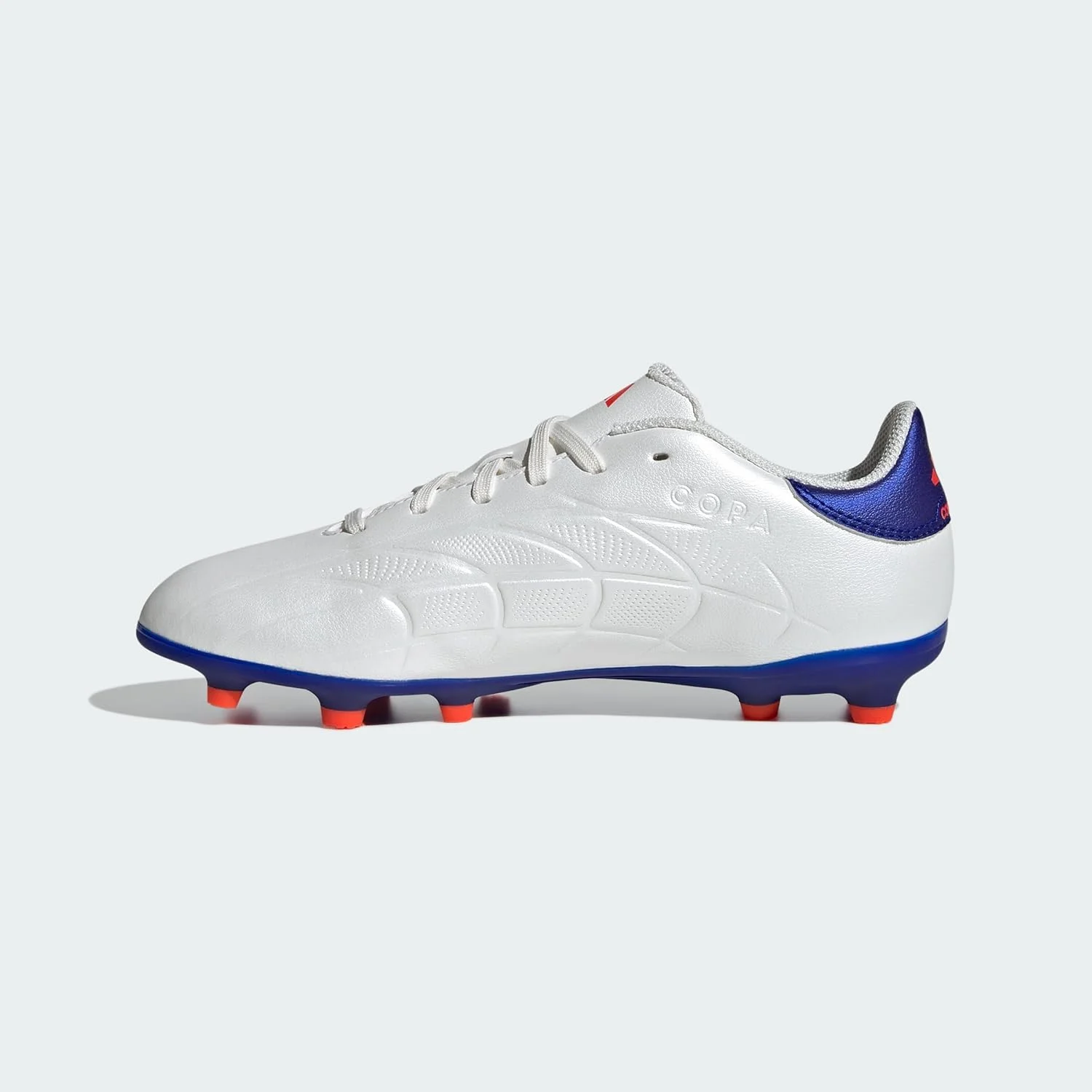 کفش فوتبال آدیداس Copa Pure 2 League مناسب زمین چمن برای کودکان و نوجوانان کفش فوتبال آدیداس Copa Pure 2 League مناسب زمین چمن برای کودکان و نوجوانان