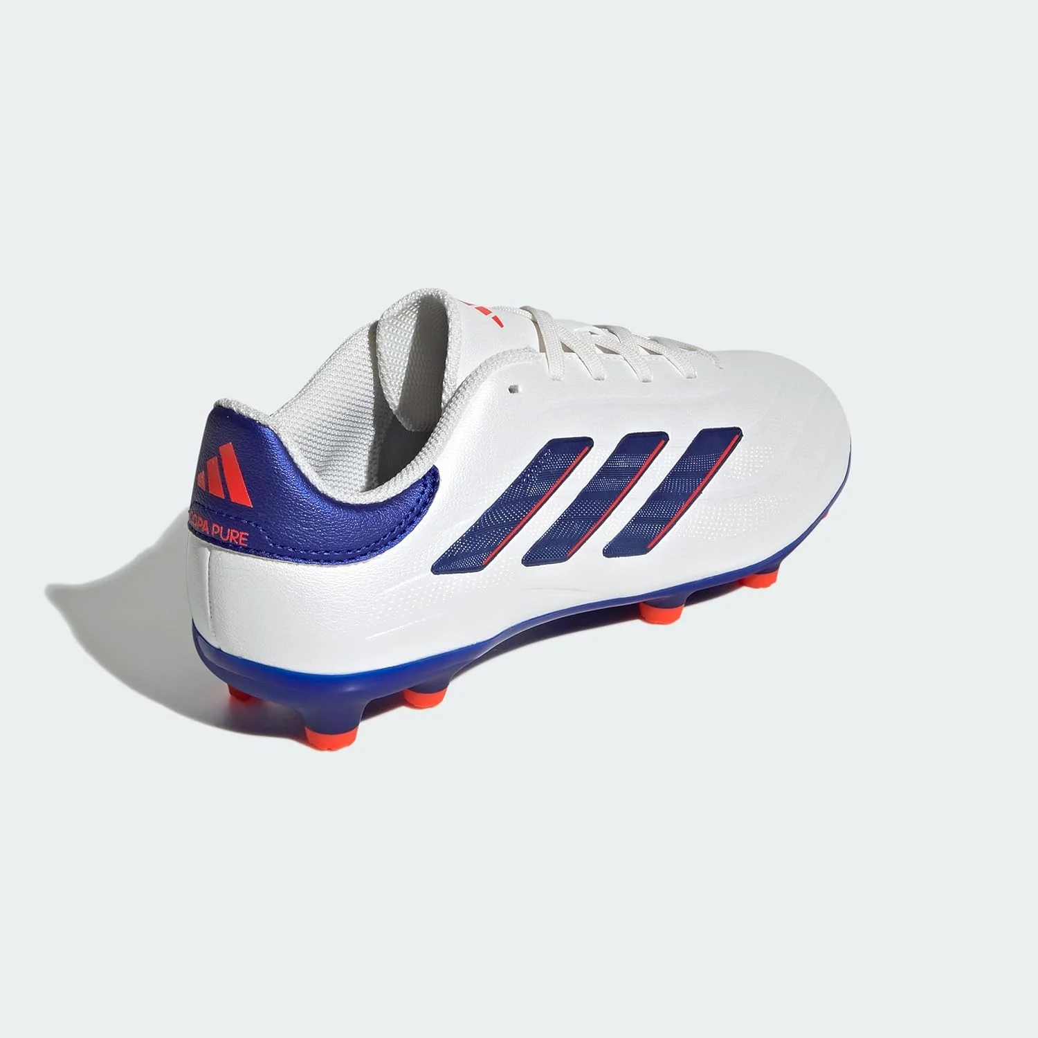 کفش فوتبال آدیداس Copa Pure 2 League مناسب زمین چمن برای کودکان و نوجوانان کفش فوتبال آدیداس Copa Pure 2 League مناسب زمین چمن برای کودکان و نوجوانان