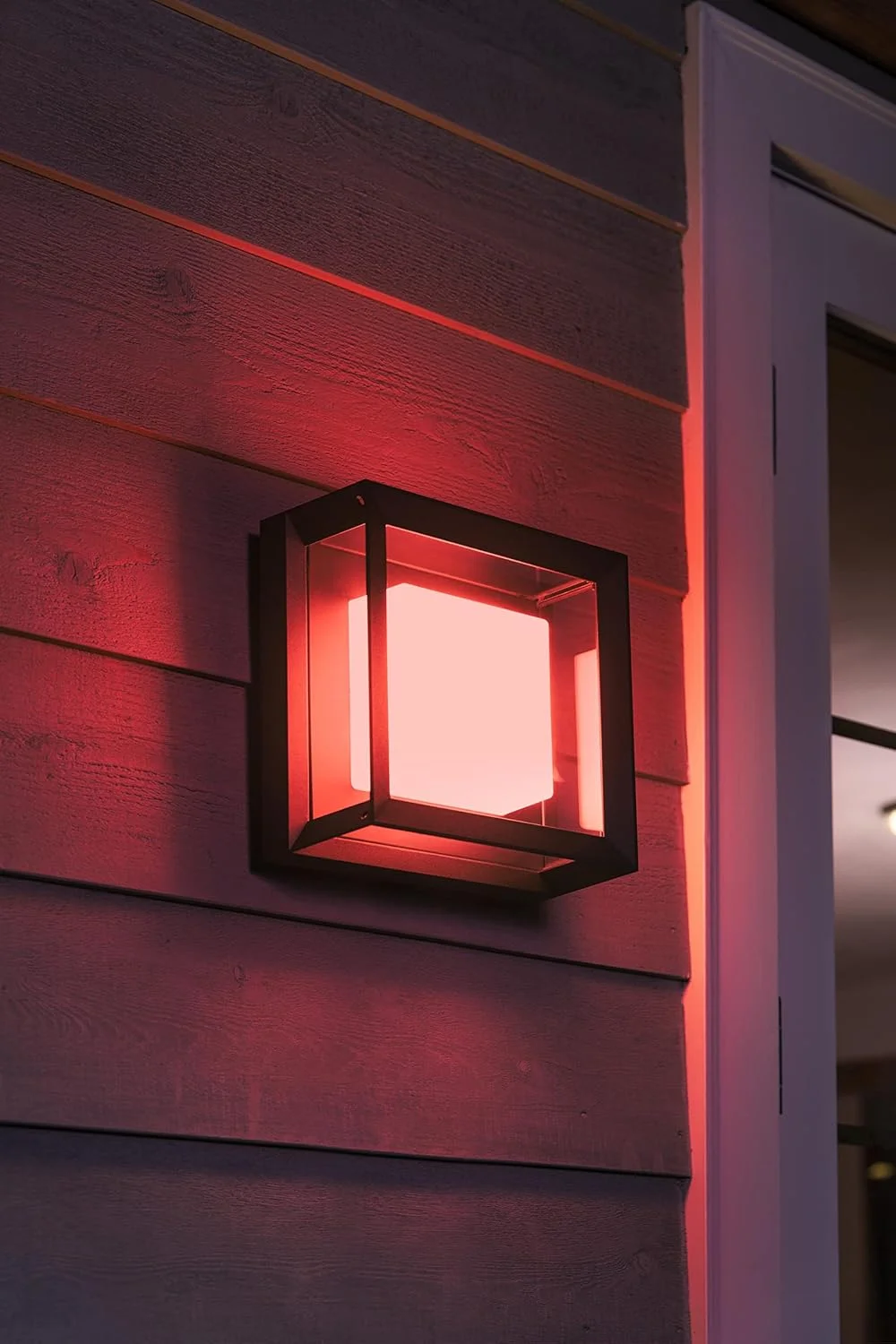 چراغ دیواری هوشمند LED باغی Philips Hue Econic White and Colour Ambiance [چراغ ایوان مربعی]، سازگار با Alexa، Google Assistant و Apple Homekit