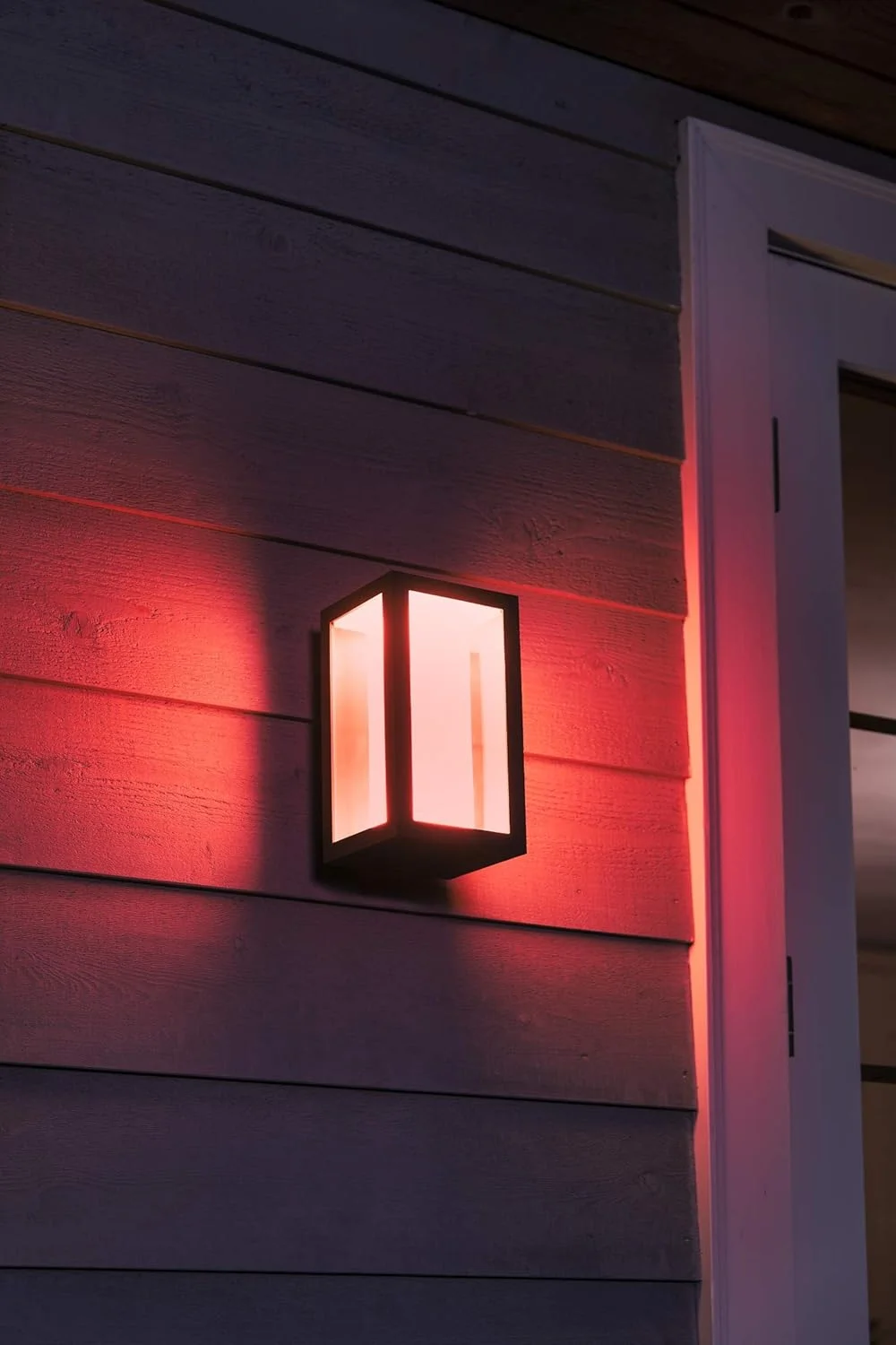 چراغ دیواری هوشمند LED فیلیپس Hue Impress White and Colour Ambiance مناسب فضای باز [باریک]، سازگار با الکسا، گوگل اسیستنت و اپل هوم کیت