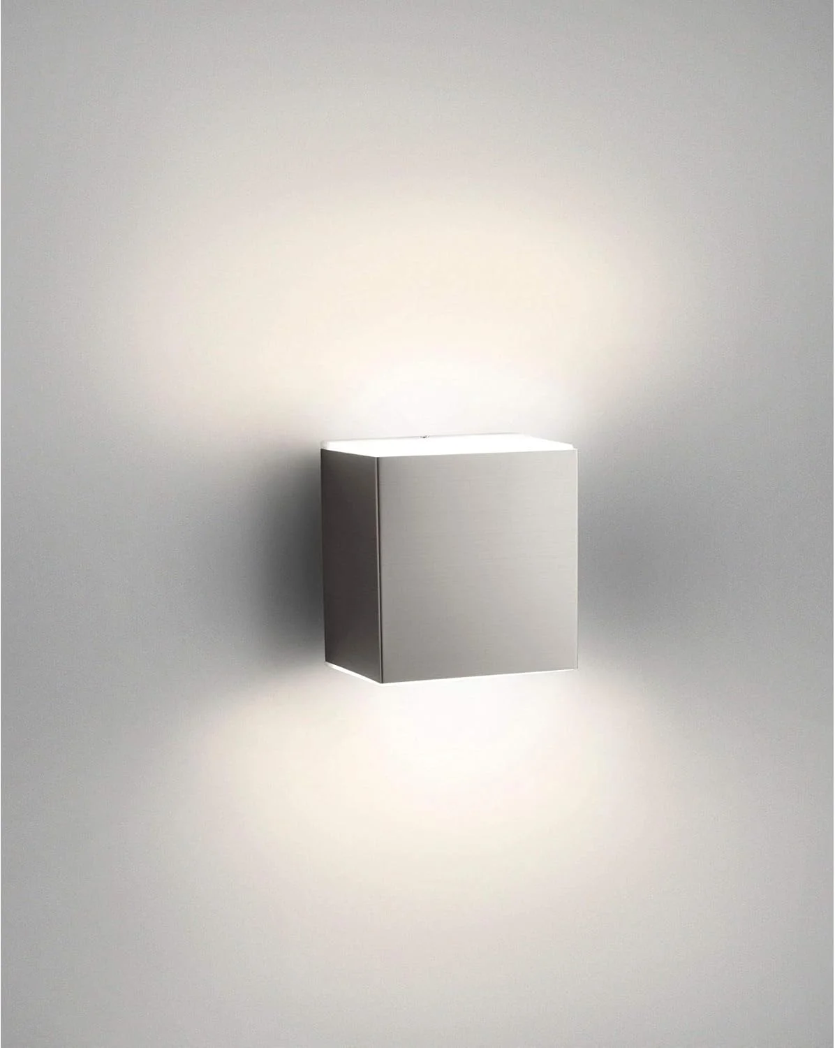 چراغ دیواری LED فیلیپس مدل myGarden Macaw INOX 3W (17303/47/16)