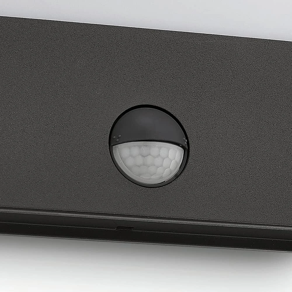 چراغ دیواری LED مدل Philips myGarden Raccoon با سنسور حرکتی [آنتراسیت] 3.5 وات LED یکپارچه برای روشنایی باغ و پاسیو