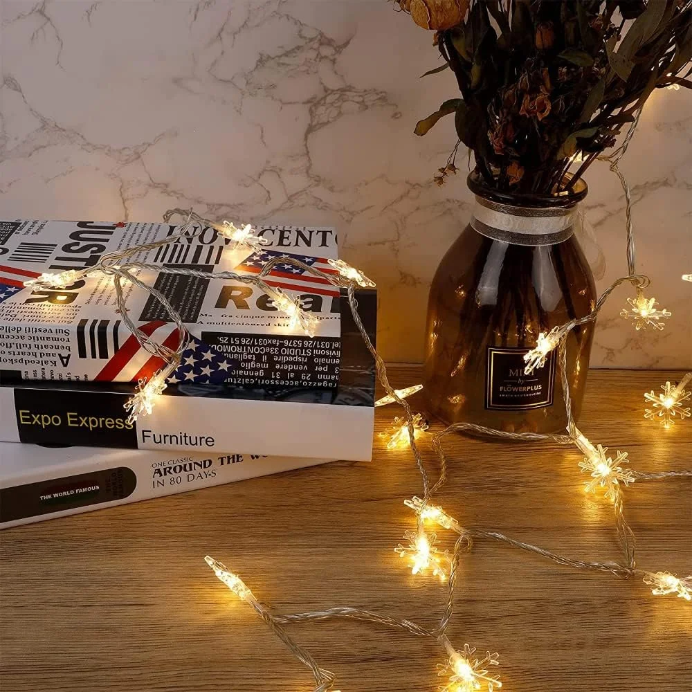 چراغ های پری برفی AMERTEER، 20 چراغ رشته ای LED 6 متری سفید گرم، باطری خور 8 حالته ضد آب، چراغ های چشمک زن برای اتاق، فضای داخلی و خارجی، درخت کریسمس، اتاق خواب، پنجره، بالکن چراغ های پری برفی AMERTEER، 20 چراغ رشته ای LED 6 متری سفید گرم، باطری خور 8 حالته ضد آب، چراغ های چشمک زن برای اتاق، فضای داخلی و خارجی، درخت کریسمس، اتاق خواب، پنجره، بالکن