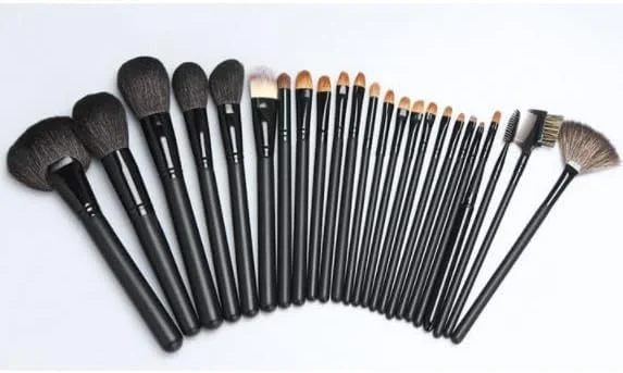 ست 28 عددی برس آرایشی با دسته چوبی، مجموعه برس های آرایشی و ابزار زیبایی