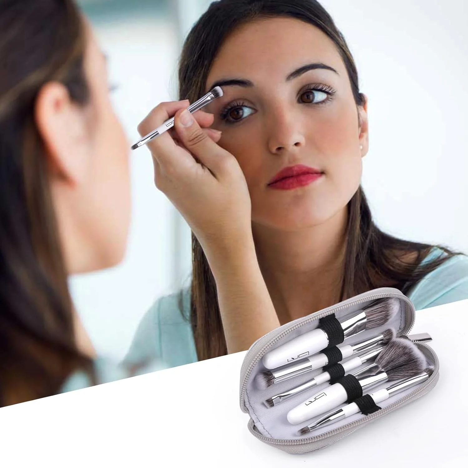 ست برس آرایشی مسافرتی براش مستر با کیف، مجموعه 5 عددی برس های مینی آرایشی دو طرفه قابل حمل برای کرم پودر، سایه چشم، لب، رژگونه، برس های آرایشی حرفه ای (سفید) ست برس آرایشی مسافرتی براش مستر با کیف، مجموعه 5 عددی برس های مینی آرایشی دو طرفه قابل حمل برای کرم پودر، سایه چشم، لب، رژگونه، برس های آرایشی حرفه ای (سفید)