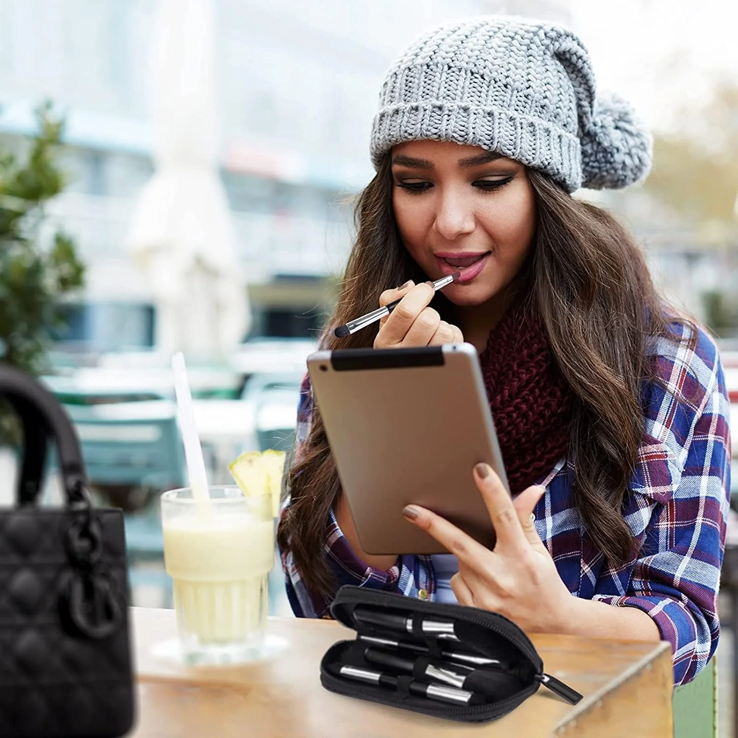 ست برس آرایشی مسافرتی براش مستر با کیف، ست 5 عددی برس های مینی قابل حمل دو طرفه برای کرم پودر، سایه چشم، لب، رژگونه، برس های آرایشی حرفه ای (مشکی)