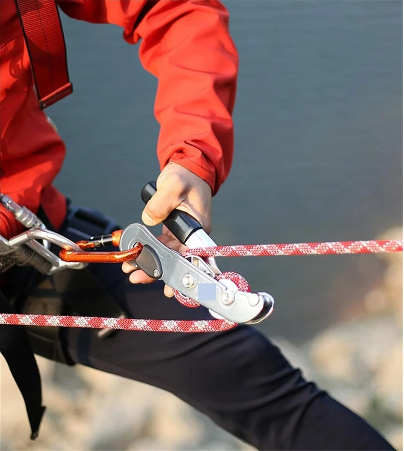 قرقره SEMOOR با عملکرد خود قفل شونده، دستگاه فرود کنترل دسته دار، قرقره ترمز داخلی و قرقره اصطکاکی بافر مناسب برای صخره نوردی (سایز: آبی)