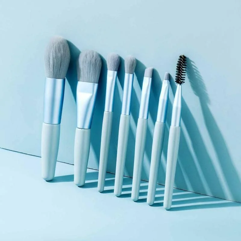 ست برس آرایشی دهیریک تردورلد برای کرم پودر، رژگونه، سایه چشم، مژه، لب و ابرو، ست برس آرایشی مینی قابل حمل 8 عددی ست برس آرایشی دهیریک تردورلد برای کرم پودر، رژگونه، سایه چشم، مژه، لب و ابرو، ست برس آرایشی مینی قابل حمل 8 عددی