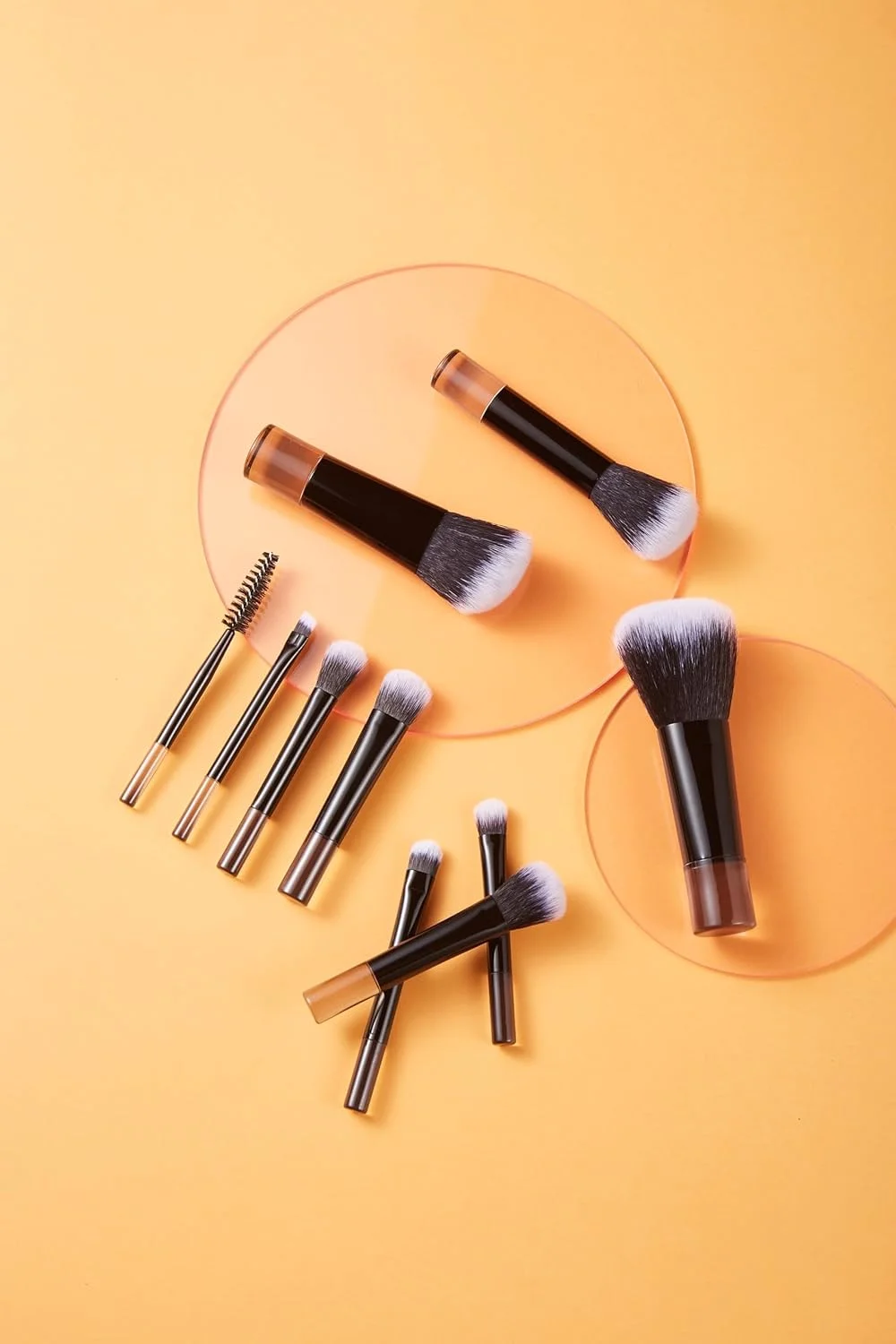 ست برس آرایشی قابل حمل COSHINE، 10 عدد برس مینی کامل با عملکرد آسان به همراه کیف برس (مشکی) ست برس آرایشی قابل حمل COSHINE، 10 عدد برس مینی کامل با عملکرد آسان به همراه کیف برس (مشکی)