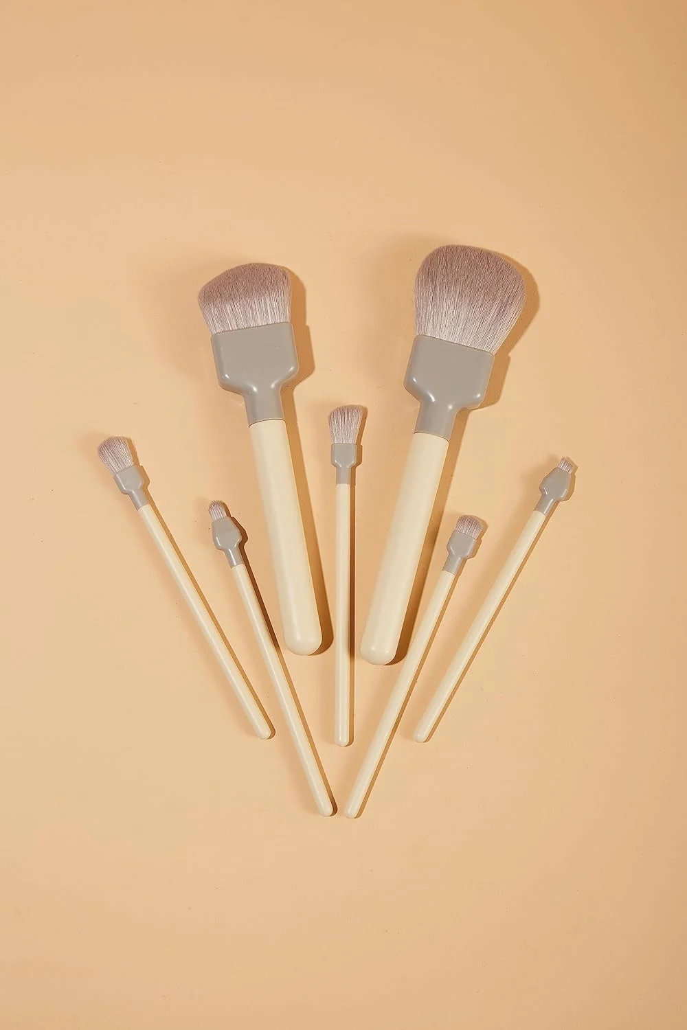 ست برس آرایشی حرفه ای COSHINE، 7 عدد برس نرم مصنوعی با دسته چوبی برای کرم پودر، پودر، سایه چشم، رژ لب