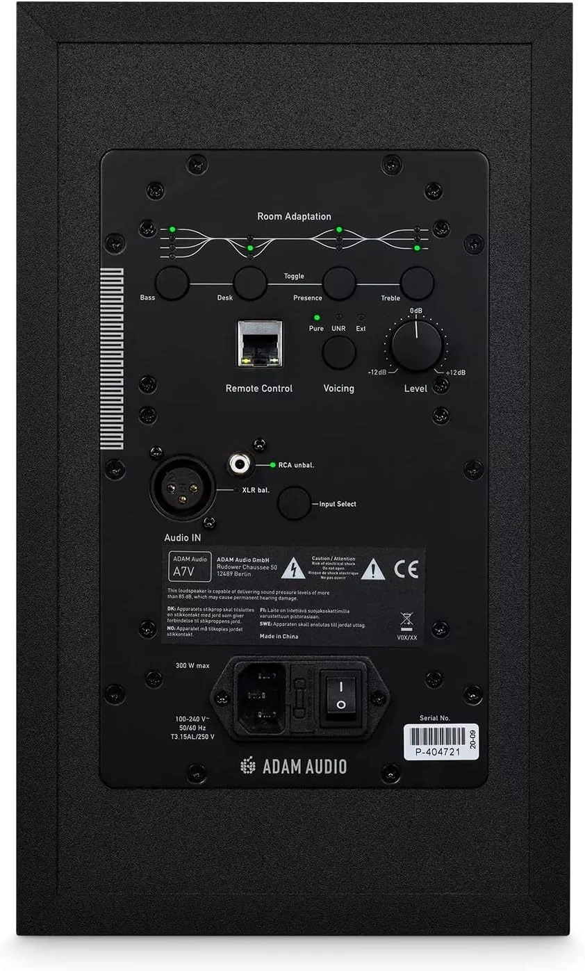 باندل مانیتور استودیویی دو طرفه ADAM Audio A7V (دو عدد) به همراه کابل میکروفون (دو عدد)، کابل (دو عدد) و پد ایزوله مانیتور (دو عدد) (7 قطعه) باندل مانیتور استودیویی دو طرفه ADAM Audio A7V (دو عدد) به همراه کابل میکروفون (دو عدد)، کابل (دو عدد) و پد ایزوله مانیتور (دو عدد) (7 قطعه)