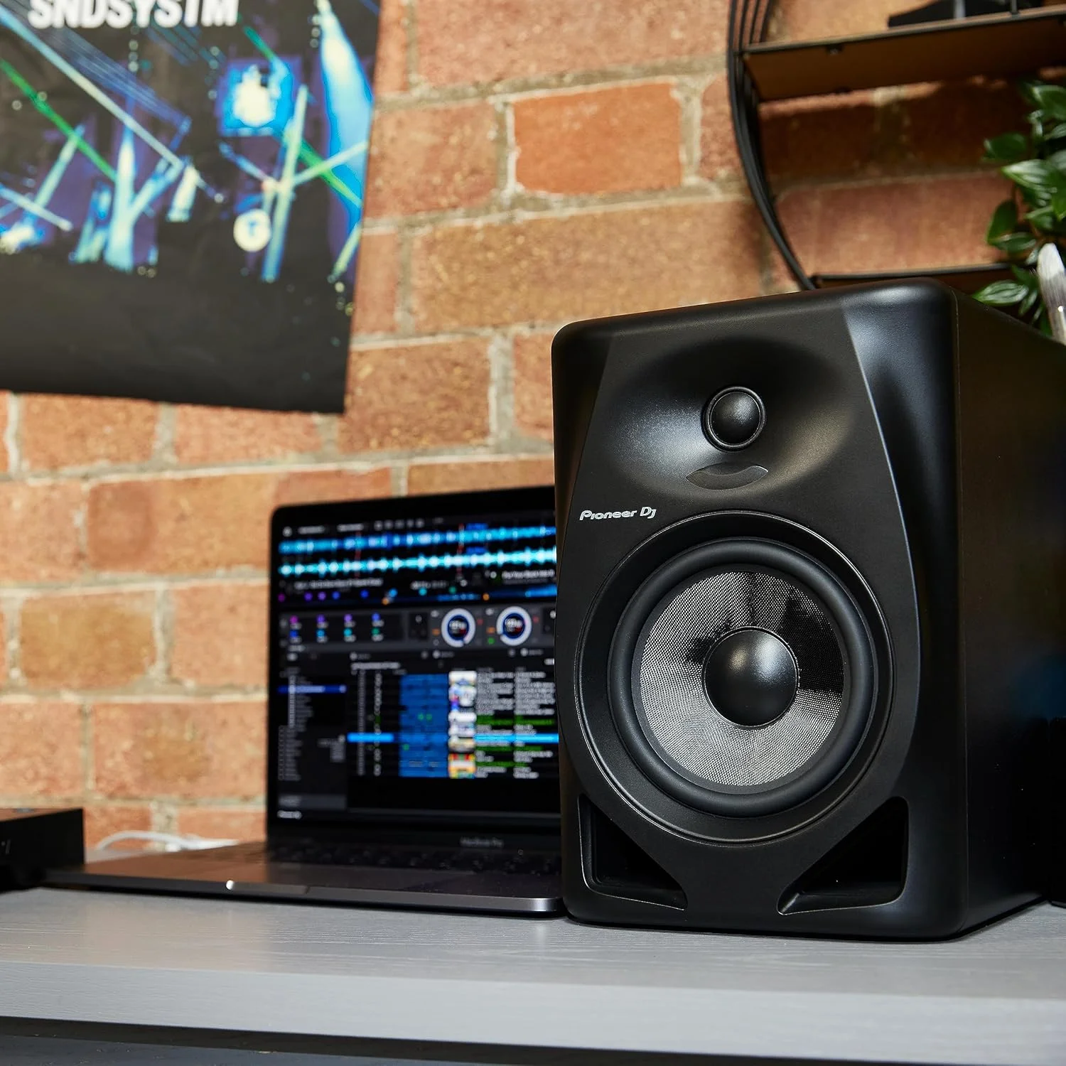 اسپیکر مانیتور اکتیو 5 اینچی پایونیر DJ DM-50D - مشکی