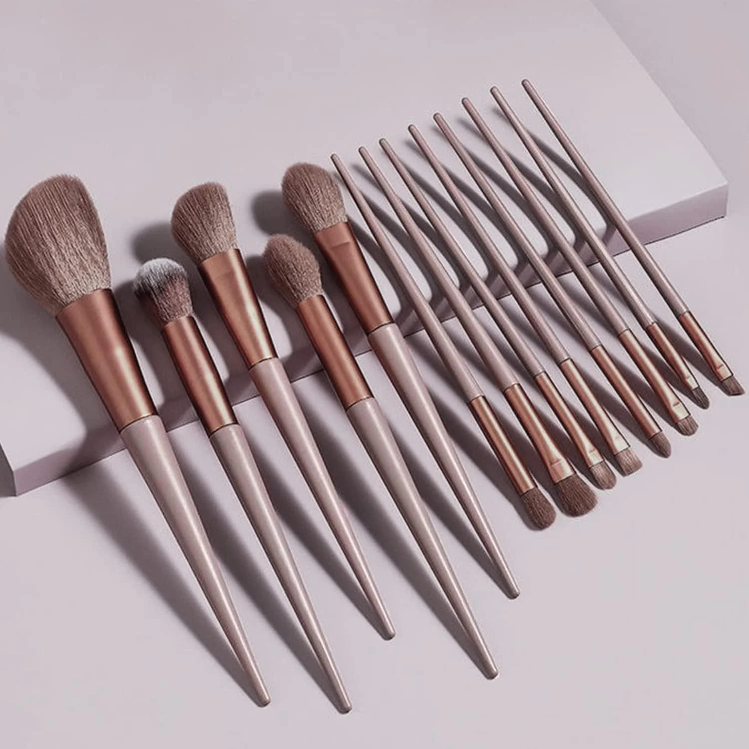 Glamzone The Artists Fix+ Plus ست برس آرایشی 13 عددی، برس های کرم پودر ست برس آرایشی حرفه ای برس نرم کرم پودر برس رژگونه صورتی ست برس سایه چشم با کیف مخملی (Nude) Glamzone The Artists Fix+ Plus ست برس آرایشی 13 عددی، برس های کرم پودر ست برس آرایشی حرفه ای برس نرم کرم پودر برس رژگونه صورتی ست برس سایه چشم با کیف مخملی (Nude)