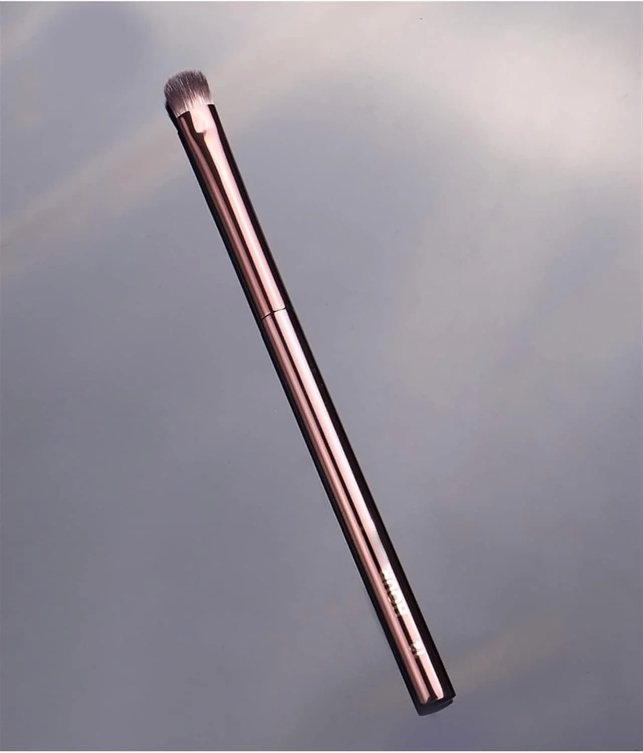 ست برس آرایشی هودور، برس های آرایشی رترا برای کرم پودر، برس آرایشی پودری برای کانتور و رژگونه، دسته فلزی، هایلایتر و برنزر، کیفیت بالا (بدون جعبه) ست برس آرایشی هودور، برس های آرایشی رترا برای کرم پودر، برس آرایشی پودری برای کانتور و رژگونه، دسته فلزی، هایلایتر و برنزر، کیفیت بالا (بدون جعبه)