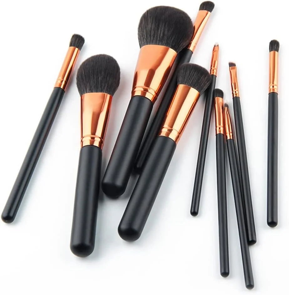 ست برس آرایشی حرفه ای 10 عددی ITAOCA شامل برس های کرم پودر، سایه چشم، ترکیب کننده و پودر به همراه کیف قهوه ای تیره