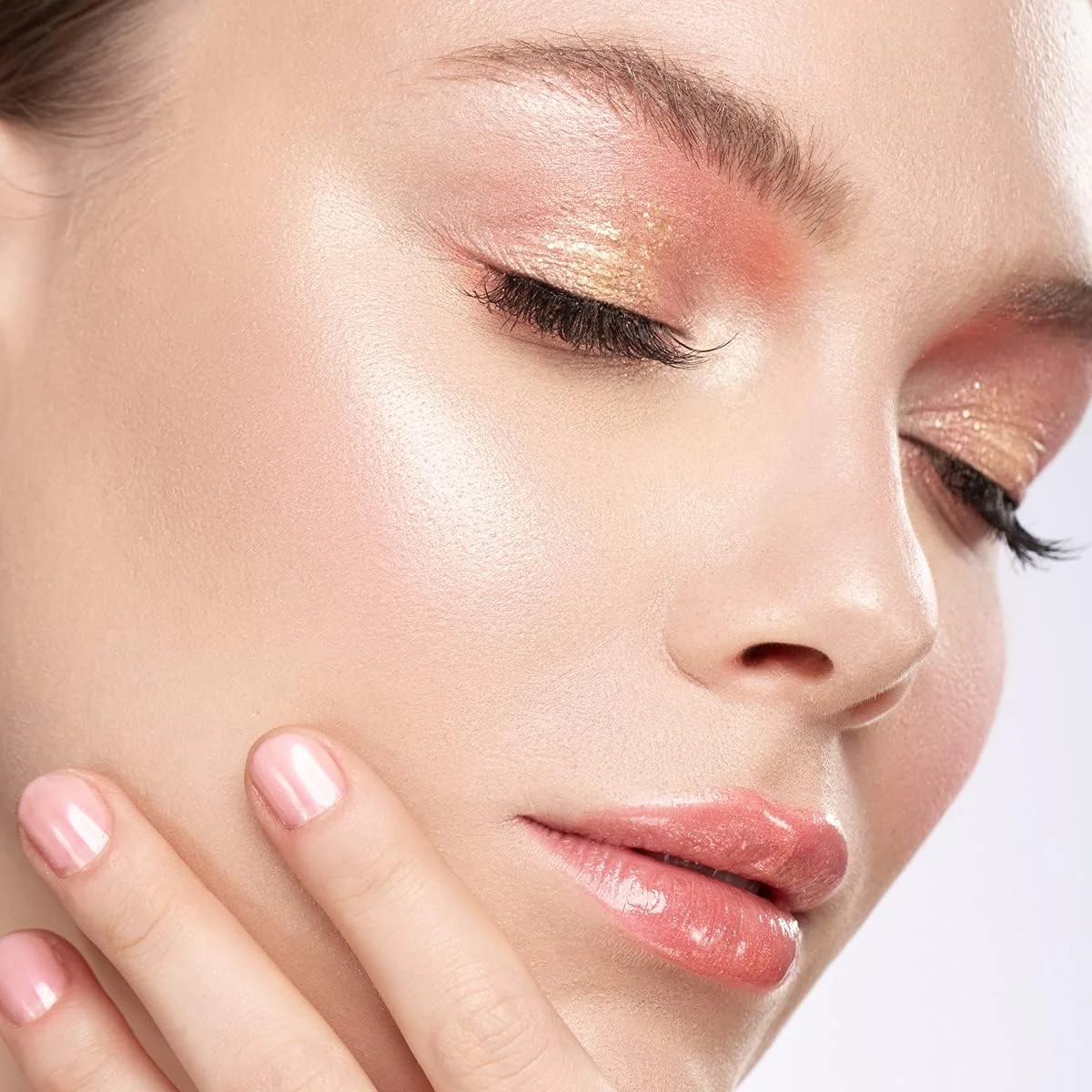 براش آرایشی اینگلوت PlayInn، براش کوچک تخت مصنوعی برای استفاده از هایلایتر، پودر زیر چشم و پاک کردن سایه چشم اضافی 204 براش آرایشی اینگلوت PlayInn، براش کوچک تخت مصنوعی برای استفاده از هایلایتر، پودر زیر چشم و پاک کردن سایه چشم اضافی 204