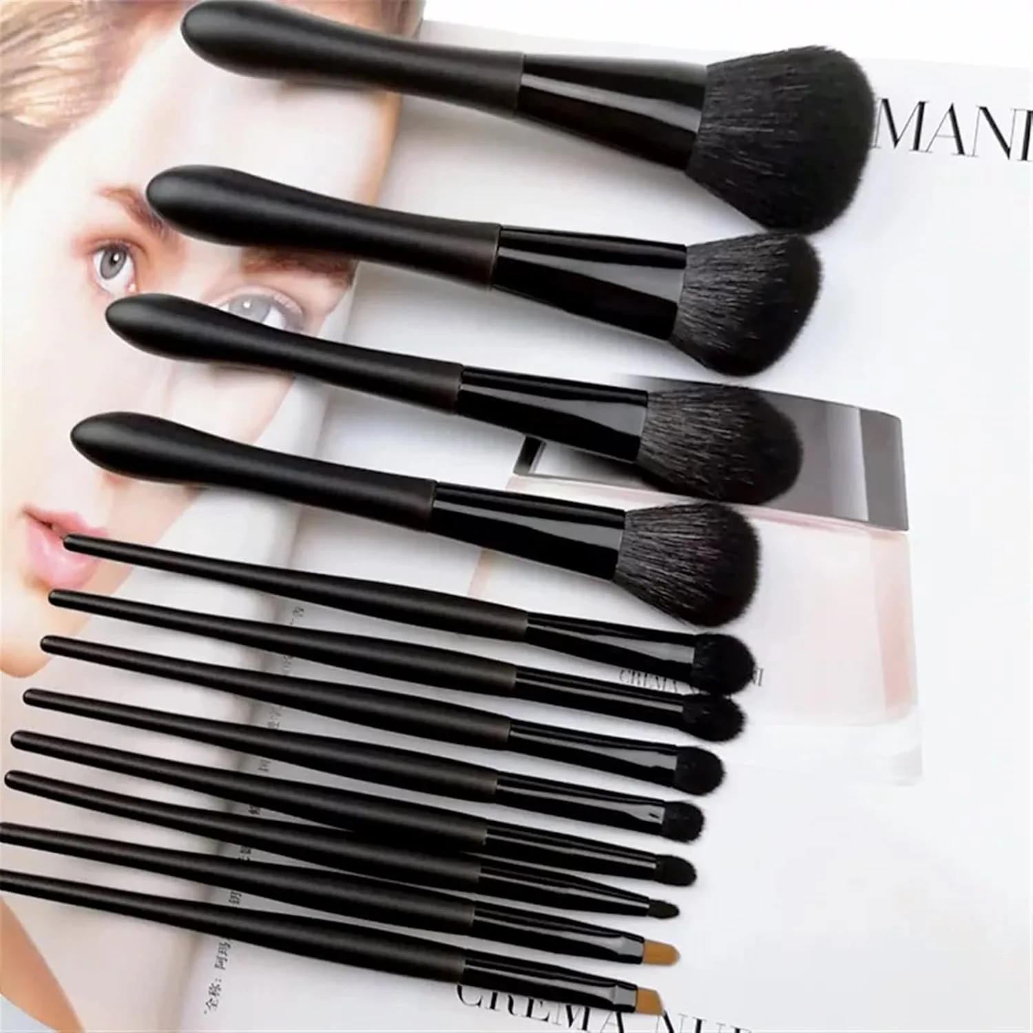 ست برس آرایشی هودور، ست برس رژگونه، برس ترکیب کرم پودر، برس هایلایت، کیت سایه چشم، آرایش تئاتری ست برس آرایشی هودور، ست برس رژگونه، برس ترکیب کرم پودر، برس هایلایت، کیت سایه چشم، آرایش تئاتری