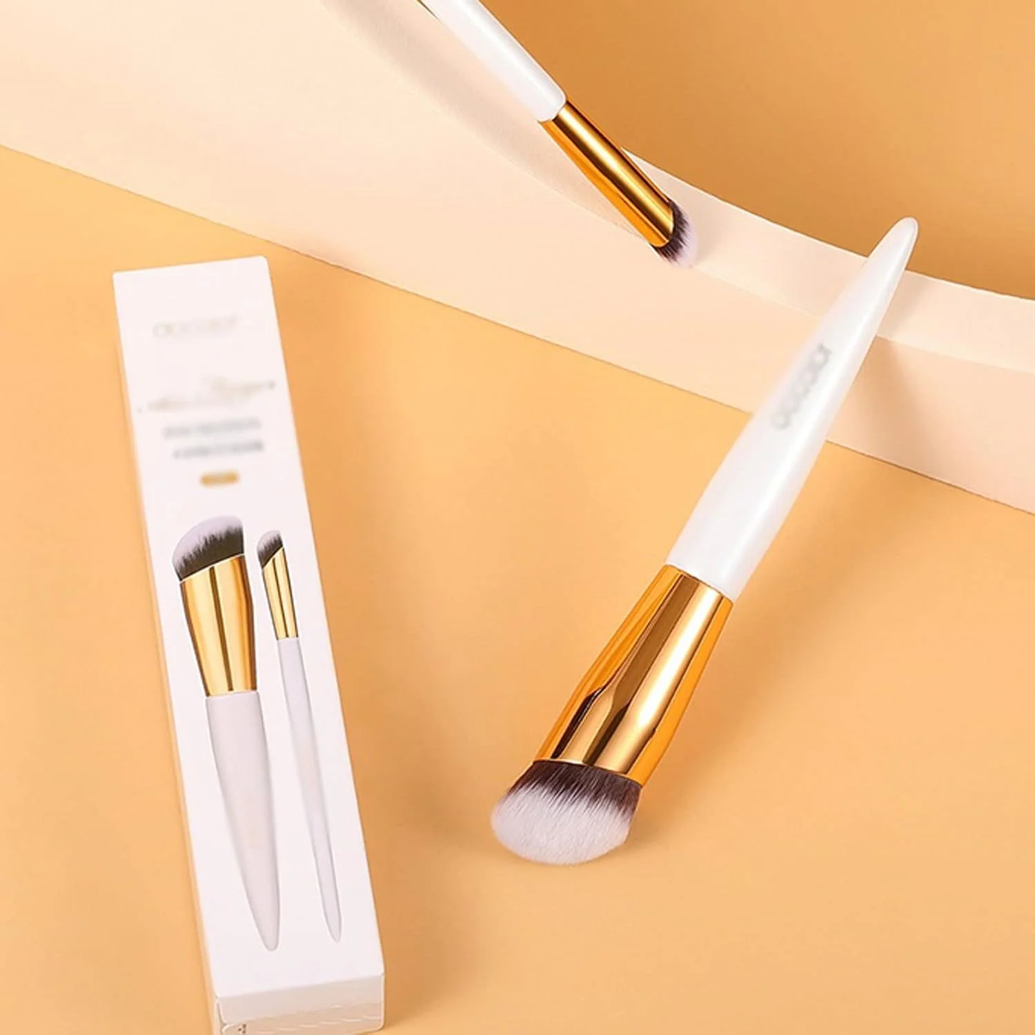 ست برس آرایشی HODORE، برس کانسیلر سر کج، برس های ترکیبی لوازم آرایشی کانسیلر فونداسیون مایع، ابزار زیبایی. ست برس آرایشی HODORE، برس کانسیلر سر کج، برس های ترکیبی لوازم آرایشی کانسیلر فونداسیون مایع، ابزار زیبایی.