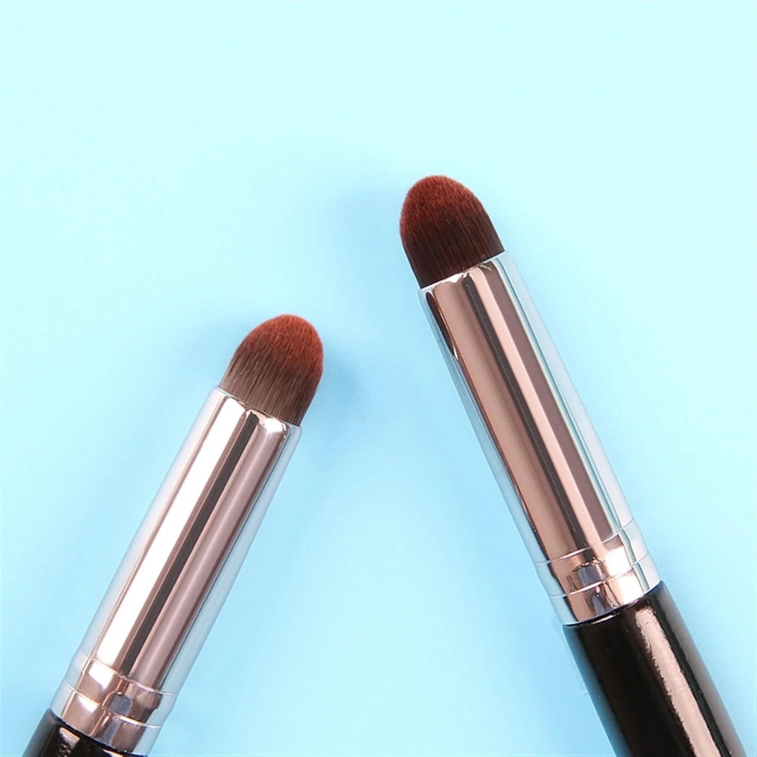 ست برس آرایشی هودور، برس کانسیلر گلولهای، برسهای ترکیبی لوازم آرایشی سر گرد، برس پودر فونداسیون، ابزارهای آرایشی حرفهای بدون علامت ست برس آرایشی هودور، برس کانسیلر گلولهای، برسهای ترکیبی لوازم آرایشی سر گرد، برس پودر فونداسیون، ابزارهای آرایشی حرفهای بدون علامت