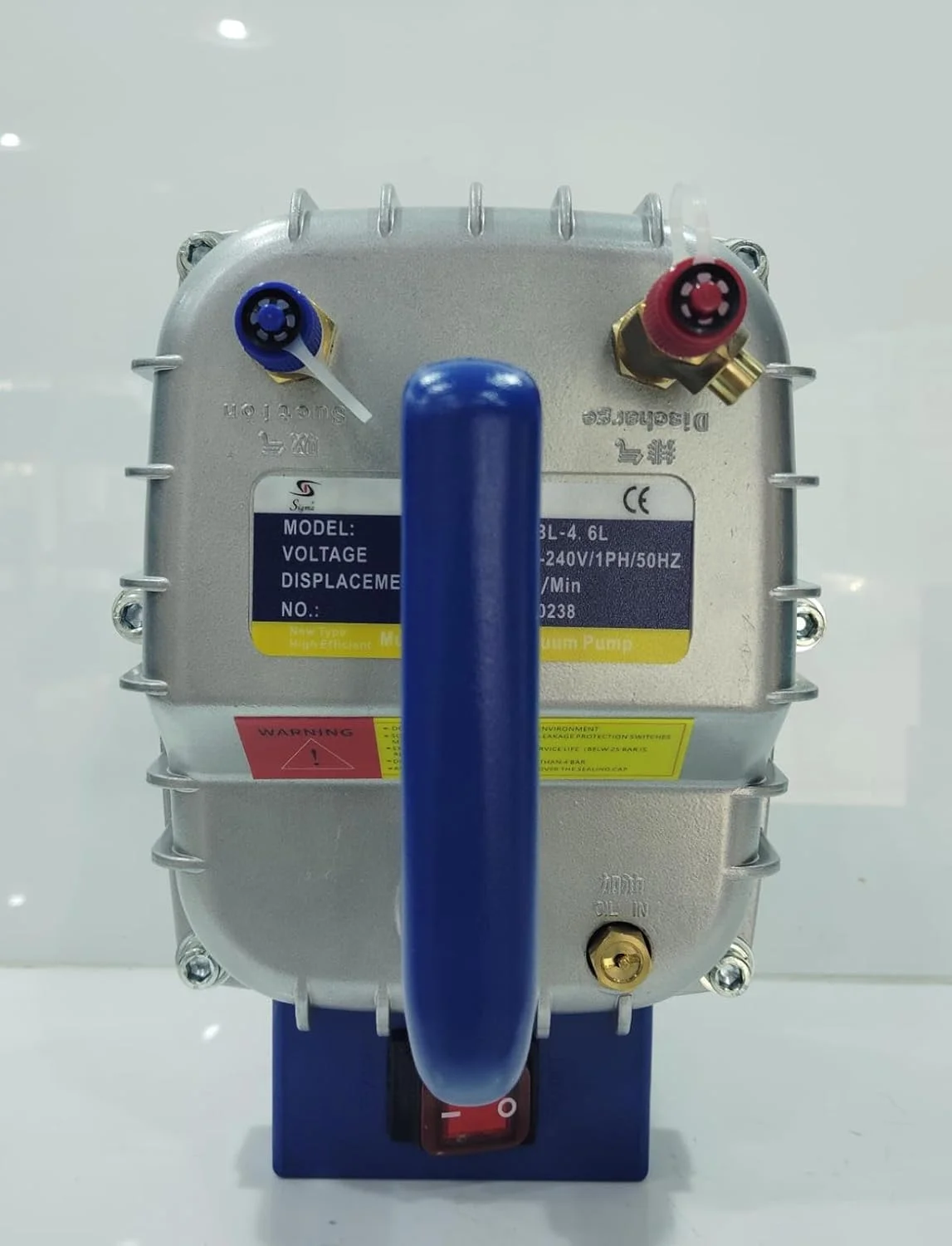 پمپ وکیوم چند منظوره 4.6 لیتری - 230 وات | 220 ولت تک فاز 50 هرتز | سبک وزن - 8 کیلوگرم | بادوام و با کارایی بالا