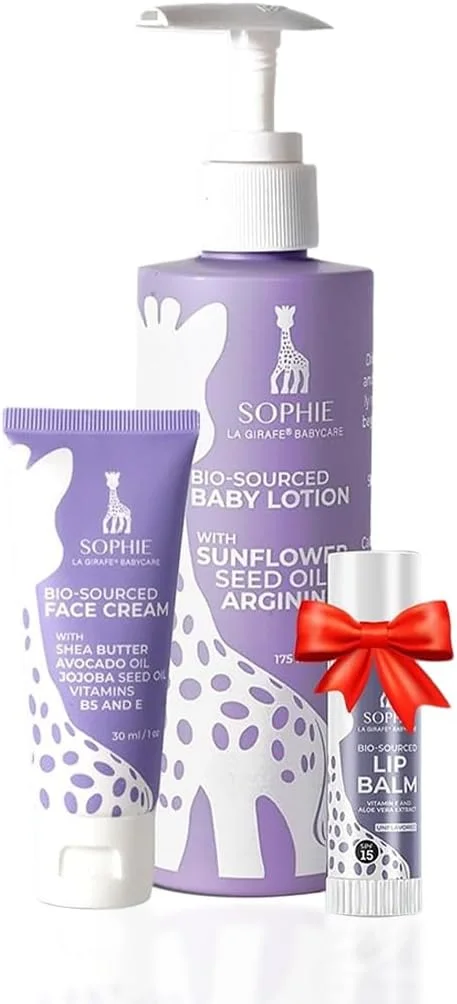 ست هدیه مراقبت از پوست کودک ارگانیک Sophie la Girafe Babycare TRIO15 – لوسیون بدن، کرم صورت و بالم لب SPF15 – وگان، ضد حساسیت، بدون پارابن – مراقبت طبیعی از پوست ایمن برای نوزاد – ساخت آمریکا