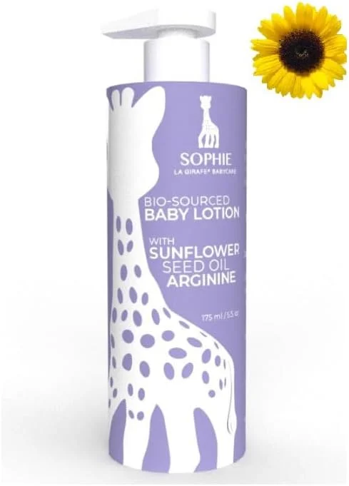 ست هدیه مراقبت از پوست کودک ارگانیک Sophie la Girafe Babycare TRIO15 – لوسیون بدن، کرم صورت و بالم لب SPF15 – وگان، ضد حساسیت، بدون پارابن – مراقبت طبیعی از پوست ایمن برای نوزاد – ساخت آمریکا