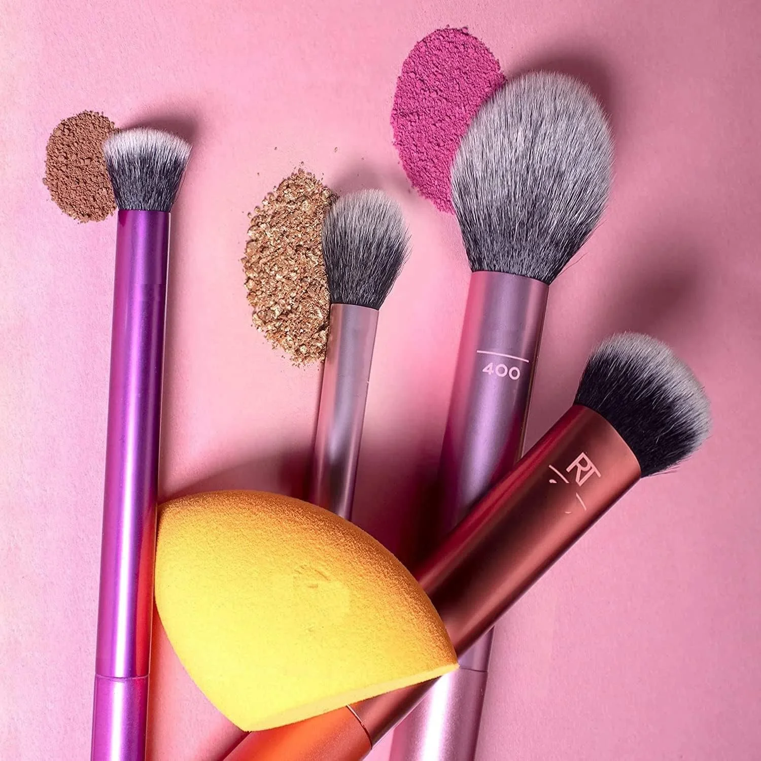 ست کامل براش آرایشی صورت گلد مکس Artist Essentials برای آرایش های الهام گرفته از آرایشگران، 5 عدد (بسته 1 عددی) ست کامل براش آرایشی صورت گلد مکس Artist Essentials برای آرایش های الهام گرفته از آرایشگران، 5 عدد (بسته 1 عددی)