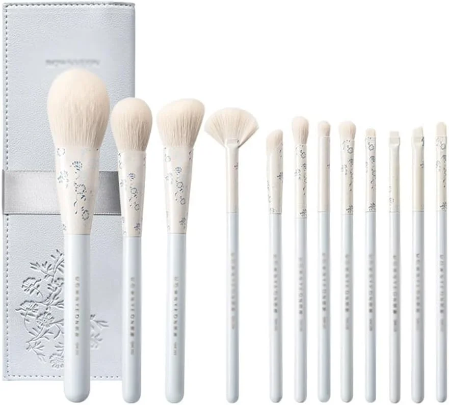 جعبه هدیه سِلادون، ست برس آرایشی 12 عددی با دسته چوبی بلند، برس سایه چشم قابل حمل و برس پودر فیکس