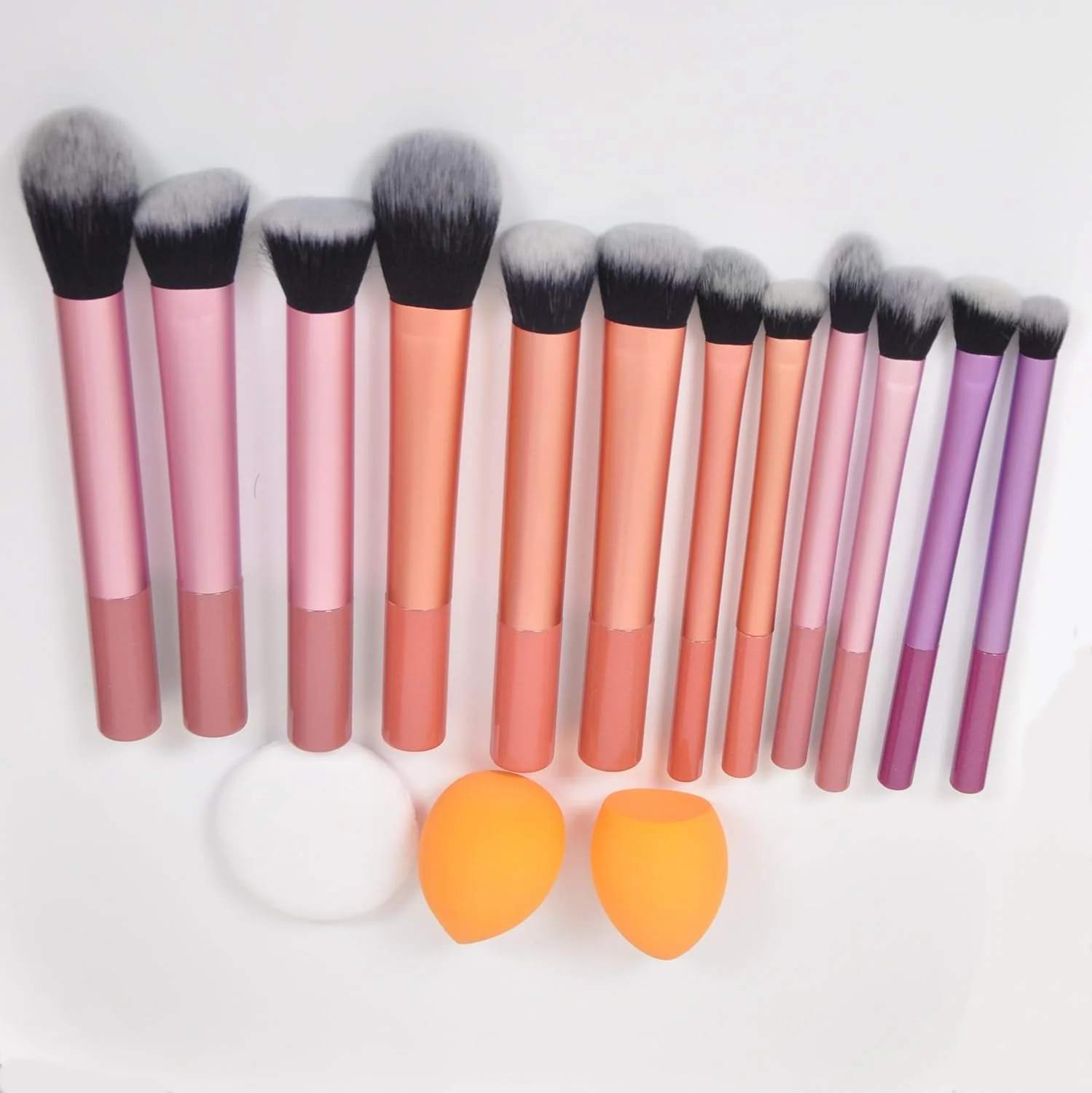 ست 12 برس آرایشی پایه بی نقص، 2 اسفنج و پد پودر، برای کرم پودر، کرم، مایع، پودر، لوازم آرایشی - برس های با کیفیت. (رزگلد و صورتی)