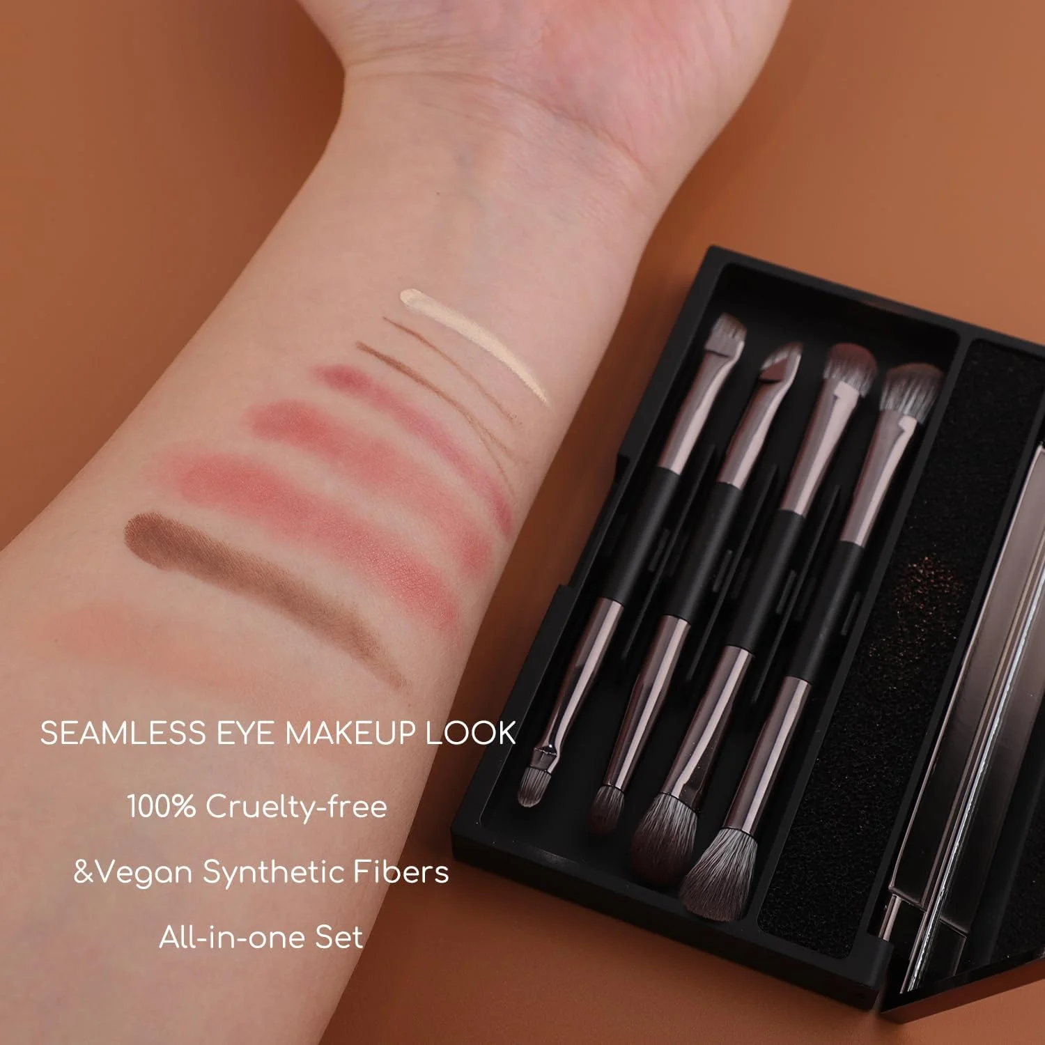 ست برس آرایشی چشم مسافرتی ENERGY، شامل برس سایه چشم، ترکیب کننده چشم، خط چشم، کانسیلر زیر چشم، برس ابرو، برس پخش کننده آرایش با کیف آینه دار قابل حمل و جمع و جور، برس های آرایشی دو طرفه 4 عددی