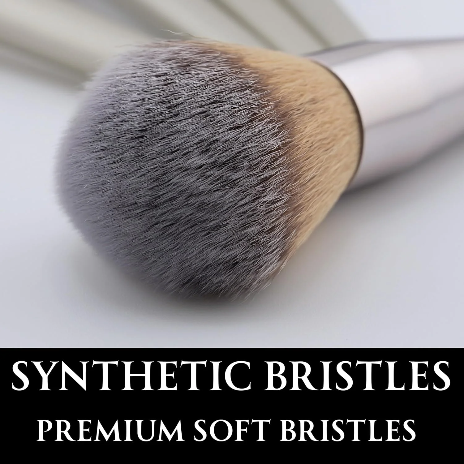 ست براش آرایشی شیک با کیف – ست 10 عددی براش آرایشی حرفه ای نقره ای براق برای کرم پودر، پودر، رژگونه، سایه چشم و کانسیلر – ست براش مسافرتی با کیف