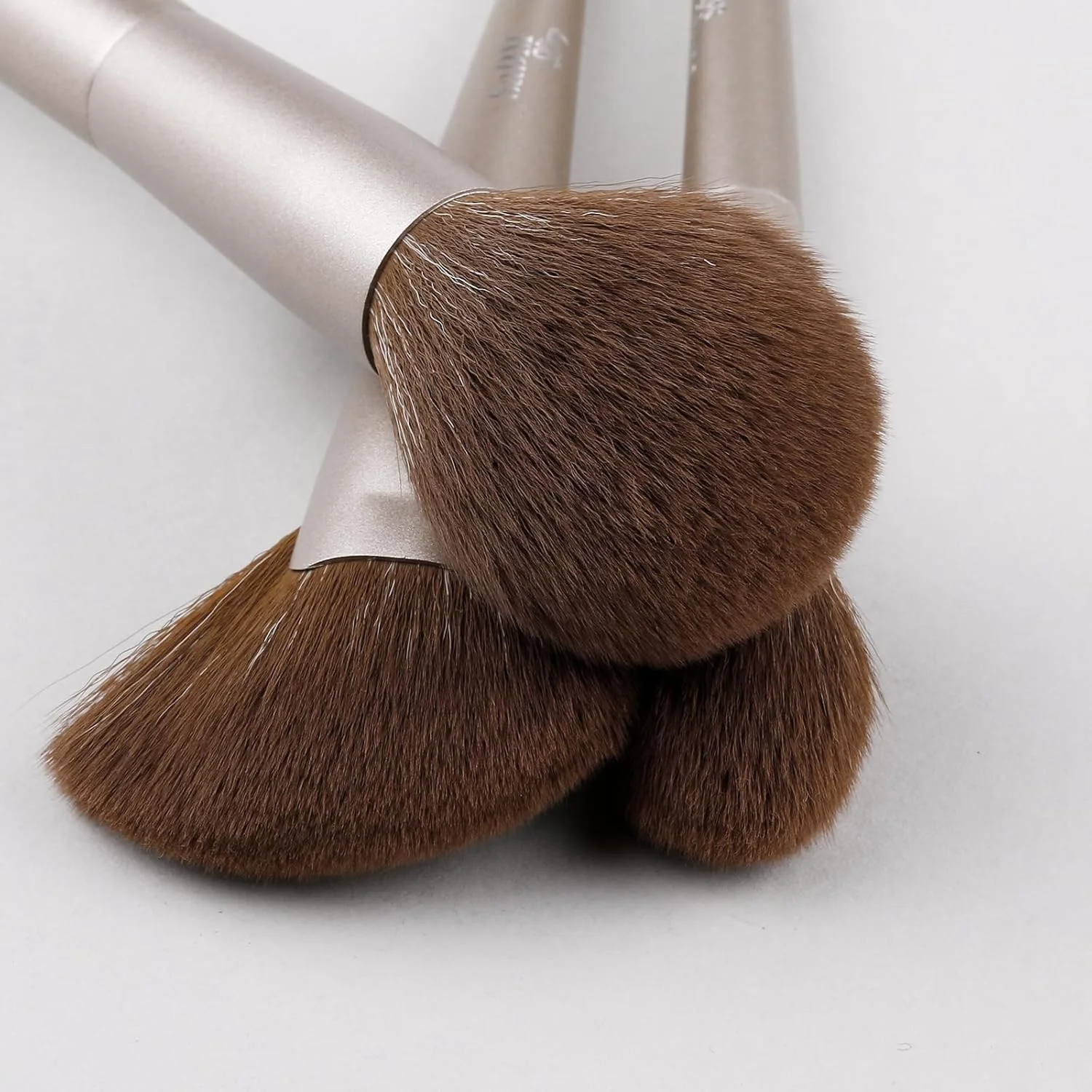 ست براش آرایشی دو سر (11 تکه) - شامل براش های کرم پودر، پودر، کانسیلر، هایلایتر، کانتور، سایه چشم و رژگونه - براش آرایش صورت و چشم با موهای مصنوعی