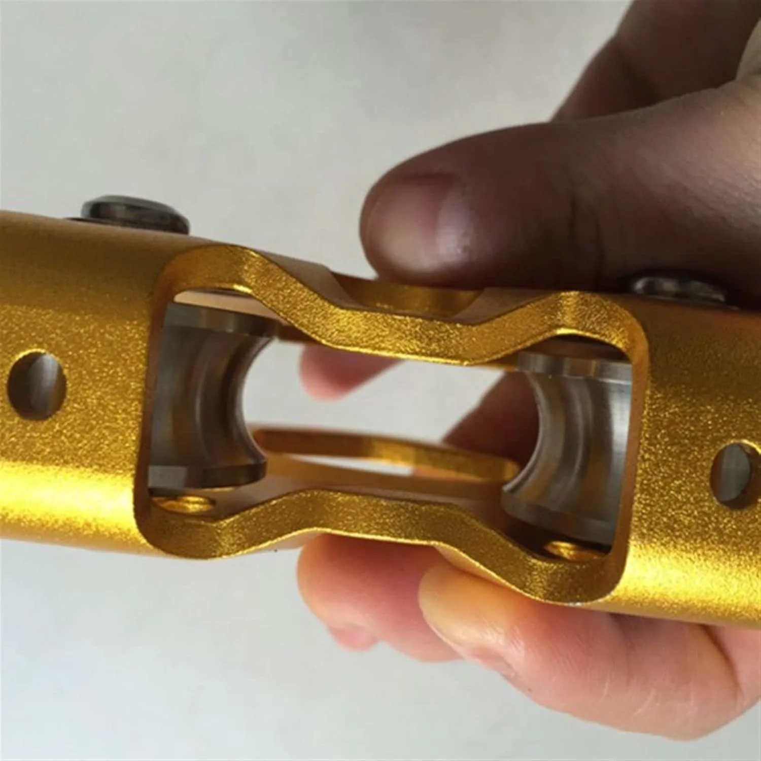 قرقره دوتایی UTOYA، قرقره ترولی آلومینیومی، زیپ لاین، صخره نوردی، کوهنوردی، نجات، بالابر تاندم، کمپینگ، پیاده روی (رنگ: Y)