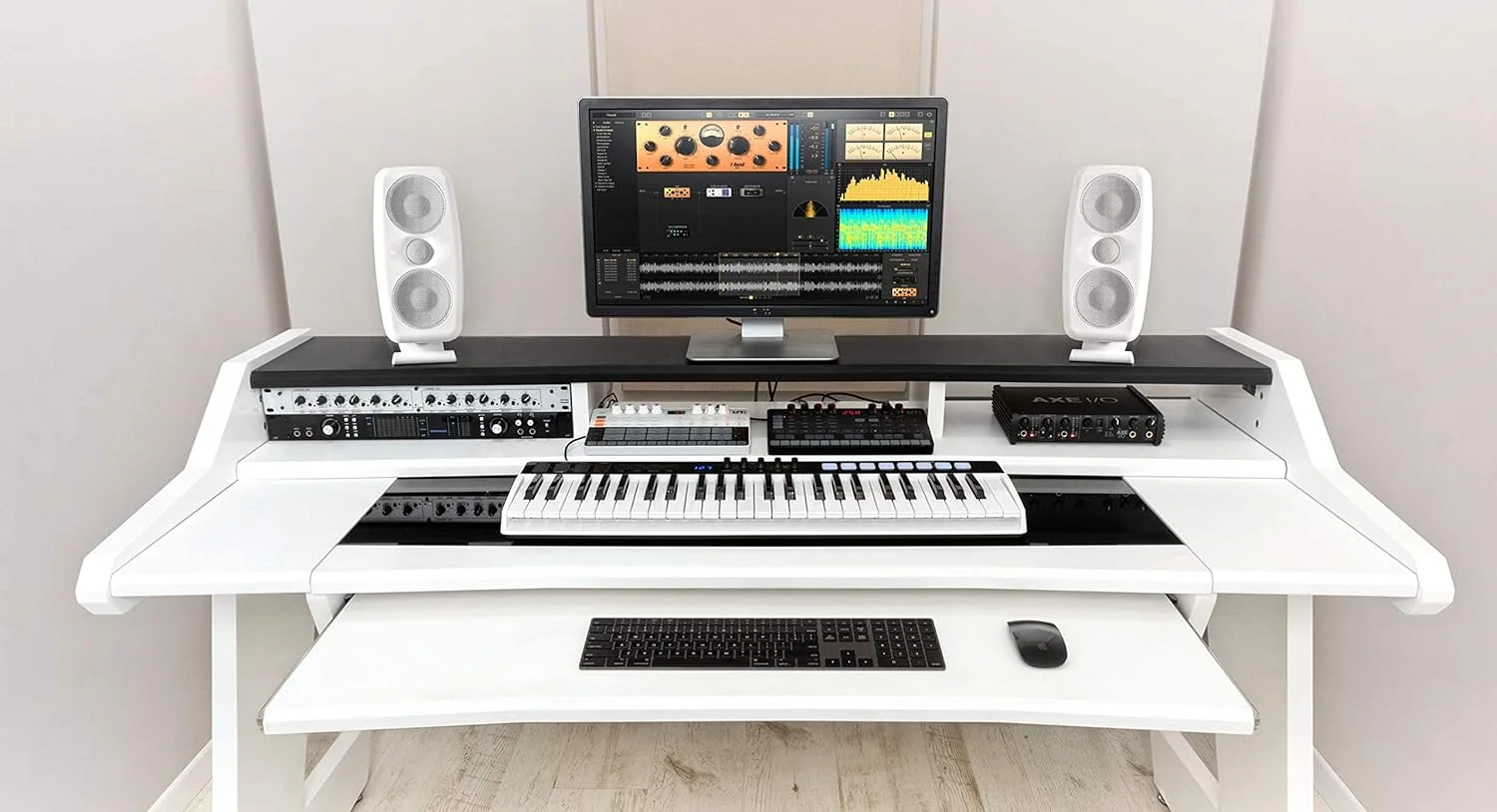 اسپیکر مانیتور استودیویی IK Multimedia iLoud MTM - رزولوشن بالا، جمع و جور (تکی)، سفید، IP-ILOUD-MTMW-IN اسپیکر مانیتور استودیویی IK Multimedia iLoud MTM - رزولوشن بالا، جمع و جور (تکی)، سفید، IP-ILOUD-MTMW-IN