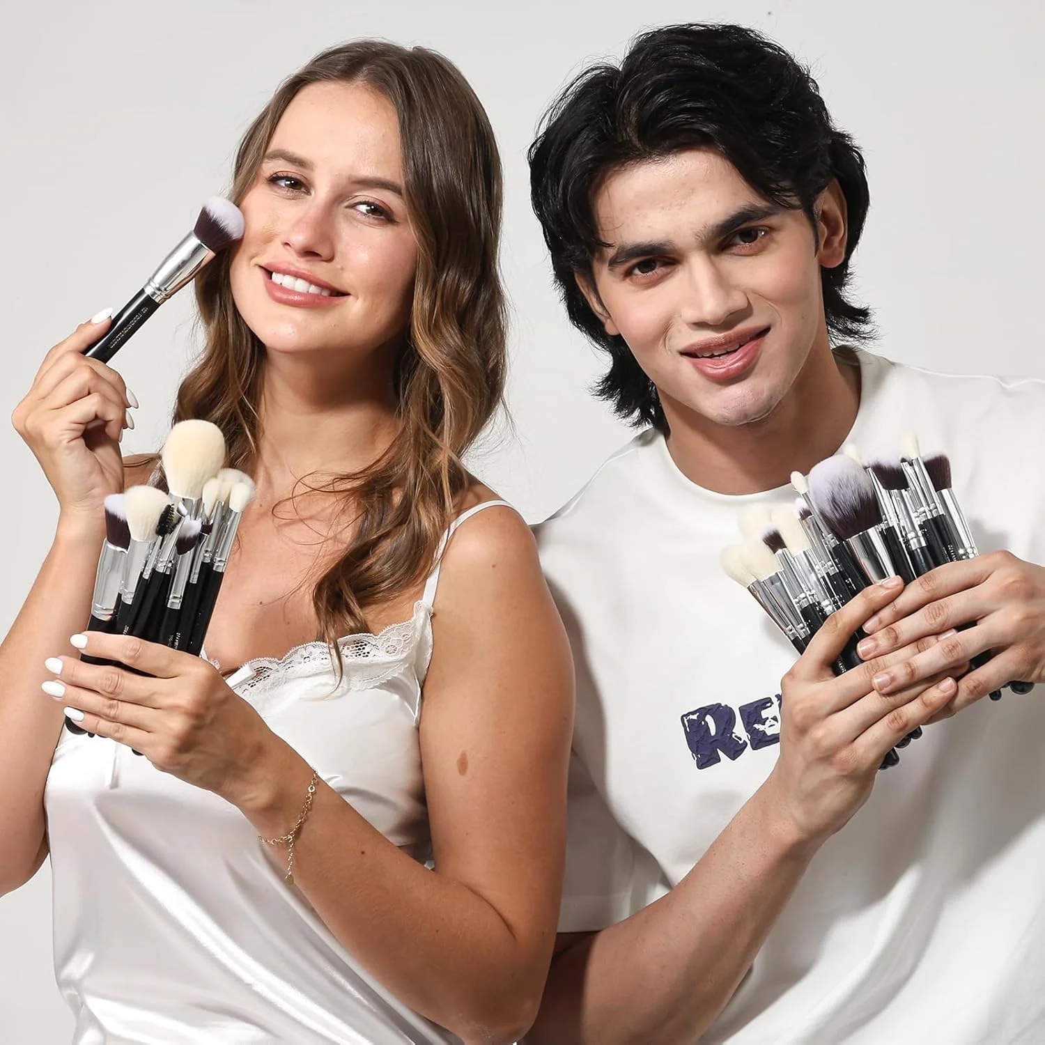 ست برس آرایشی حرفه ای Bueart Design Pro، 32 تکه، موی بز و اسب لوکس، مجموعه برس آرایشی چشم و صورت برای هر امکانی