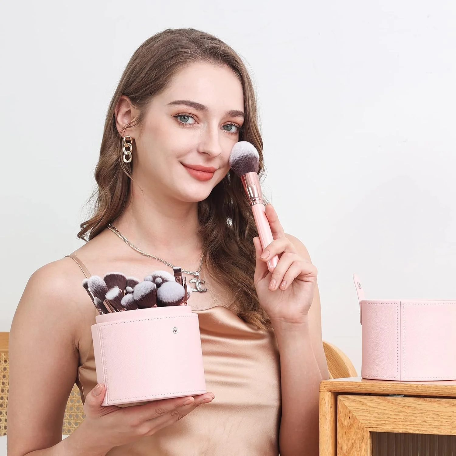 ست برس آرایشی حرفه ای 30 عددی Bueart Design با کیف نگهدارنده بزرگ برای کرم پودر، ترکیب، رژگونه، کانسیلر و سایه چشم ست برس آرایشی حرفه ای 30 عددی Bueart Design با کیف نگهدارنده بزرگ برای کرم پودر، ترکیب، رژگونه، کانسیلر و سایه چشم