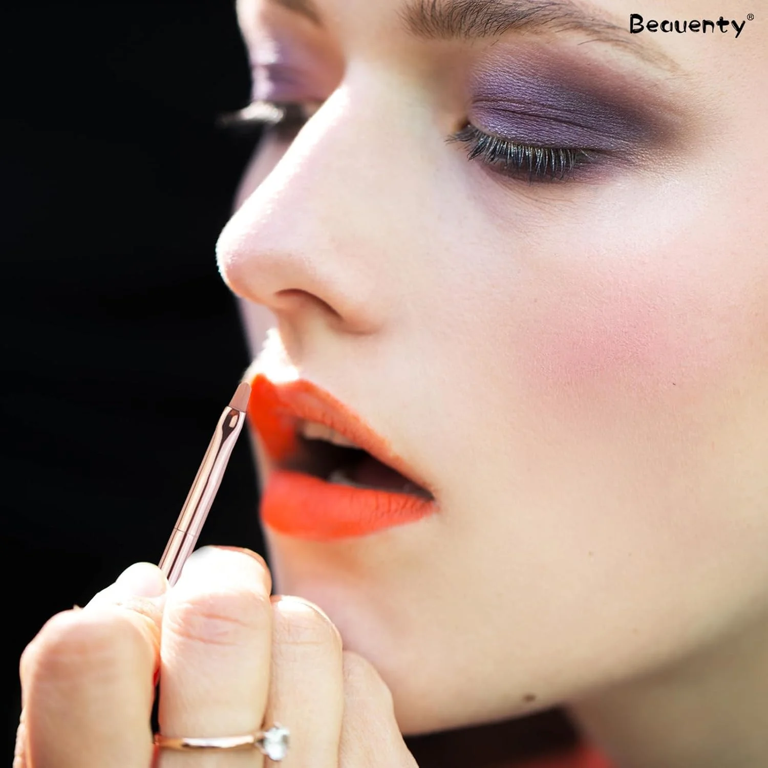 ست برس آرایشی قابل حمل 5 در 1 Beauenty شامل برس کرم پودر، برس لب، برس ابرو، برس سایه چشم، برس پودر برای مسافرت