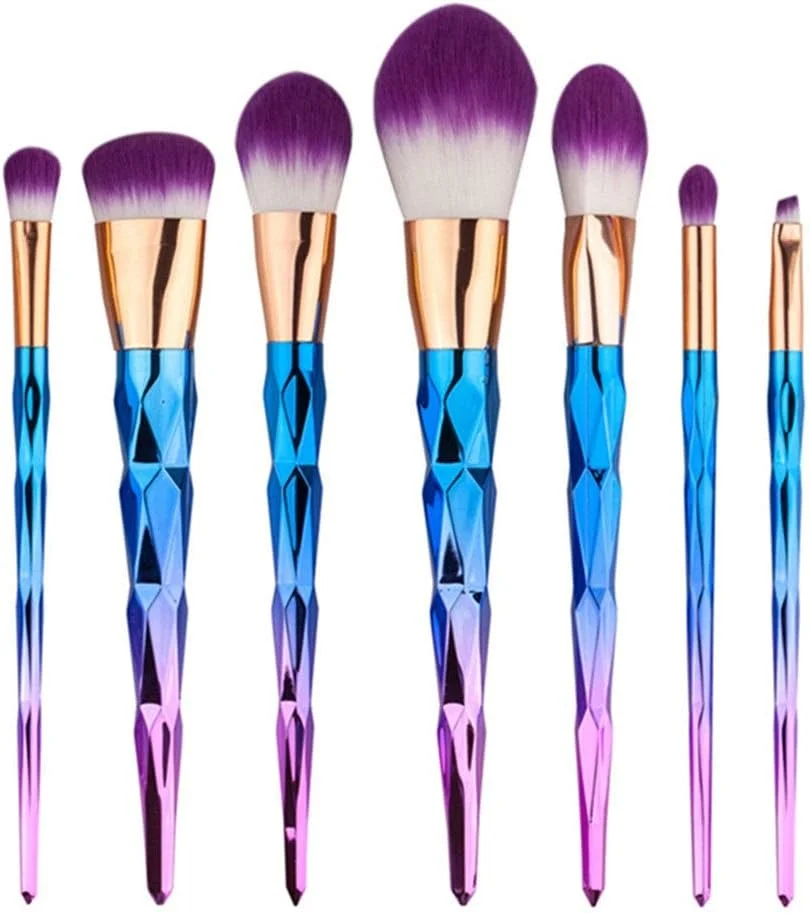 ست برس آرایشی 7 عددی AIJIA با طراحی الماس و رنگین کمانی ست برس آرایشی 7 عددی AIJIA با طراحی الماس و رنگین کمانی