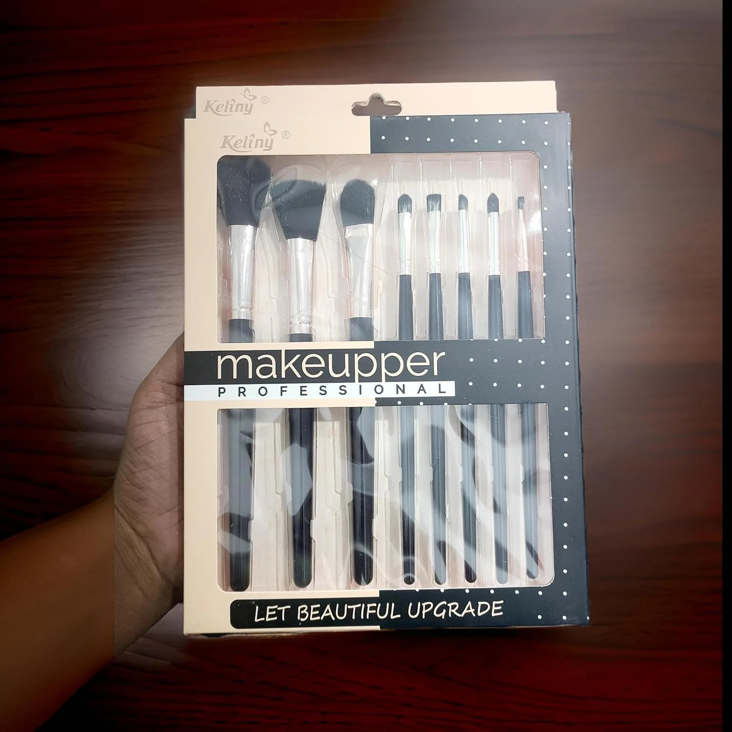 ست ۸ تکه برس آرایشی حرفه ای - برس های آرایشی ممتاز برای کرم پودر، رژگونه، سایه چشم، کانتورینگ و ترکیب ست ۸ تکه برس آرایشی حرفه ای - برس های آرایشی ممتاز برای کرم پودر، رژگونه، سایه چشم، کانتورینگ و ترکیب